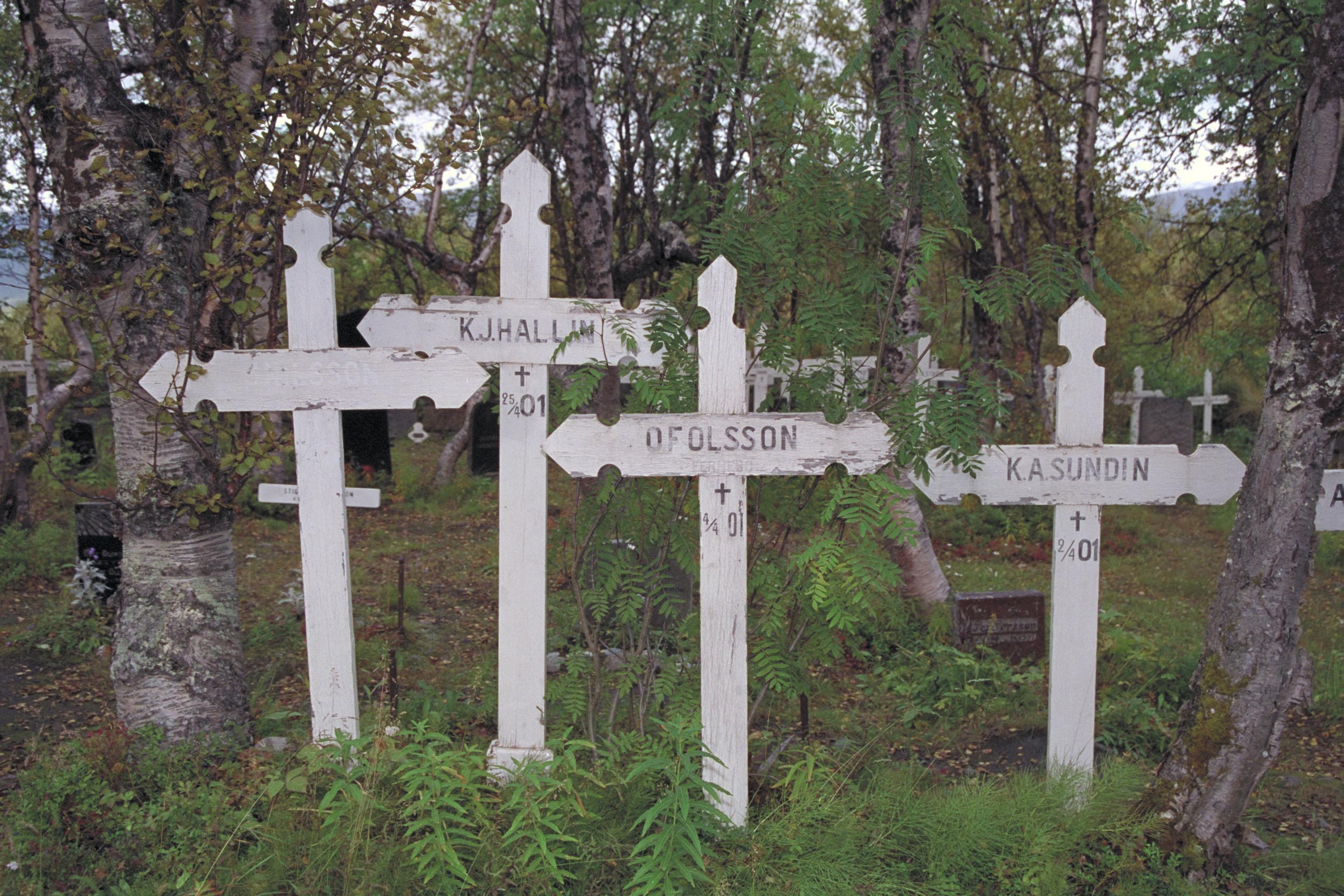 Bengt A Lundberg, Tornehamns kyrkogård