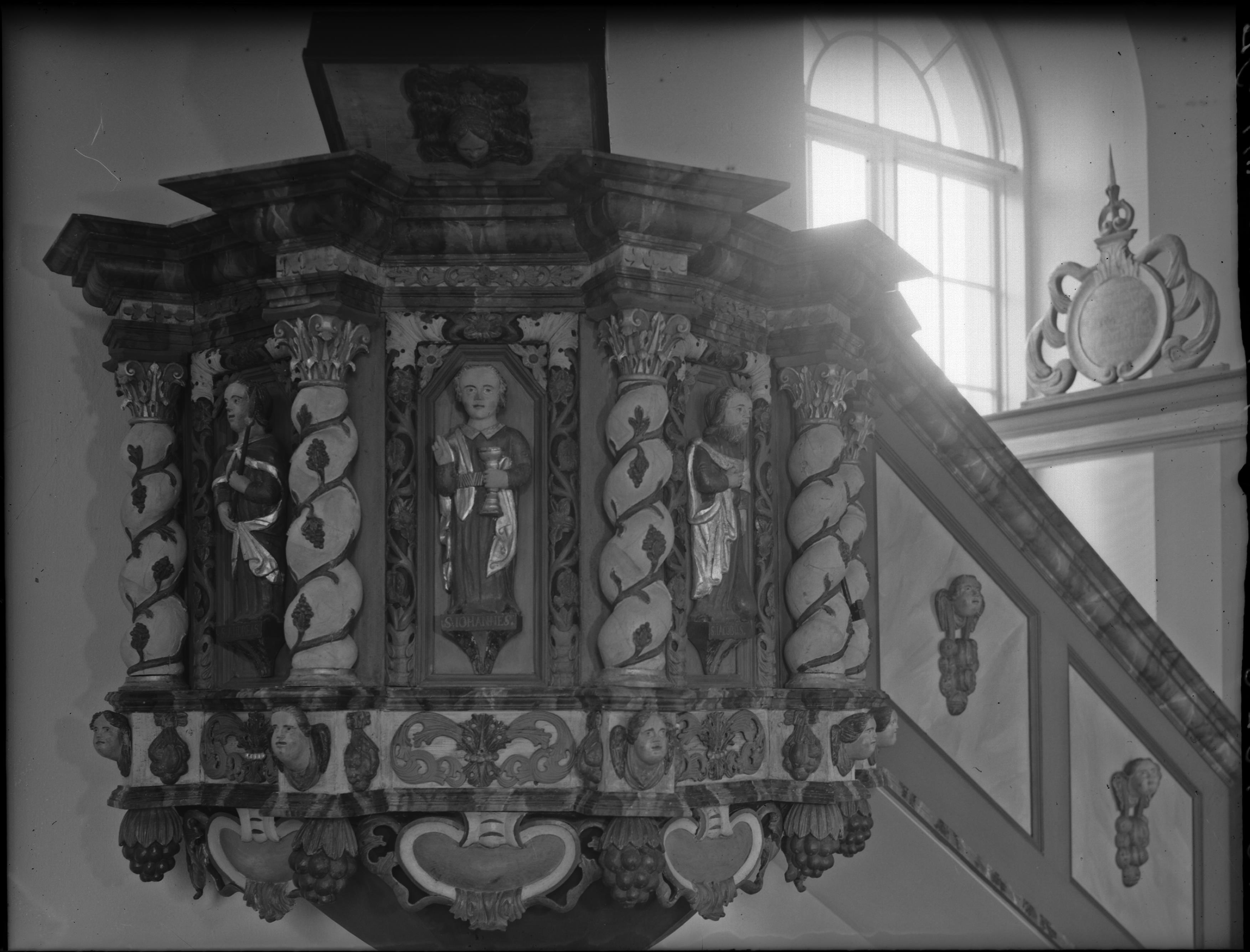 Olle Hellström, Högeruds kyrka