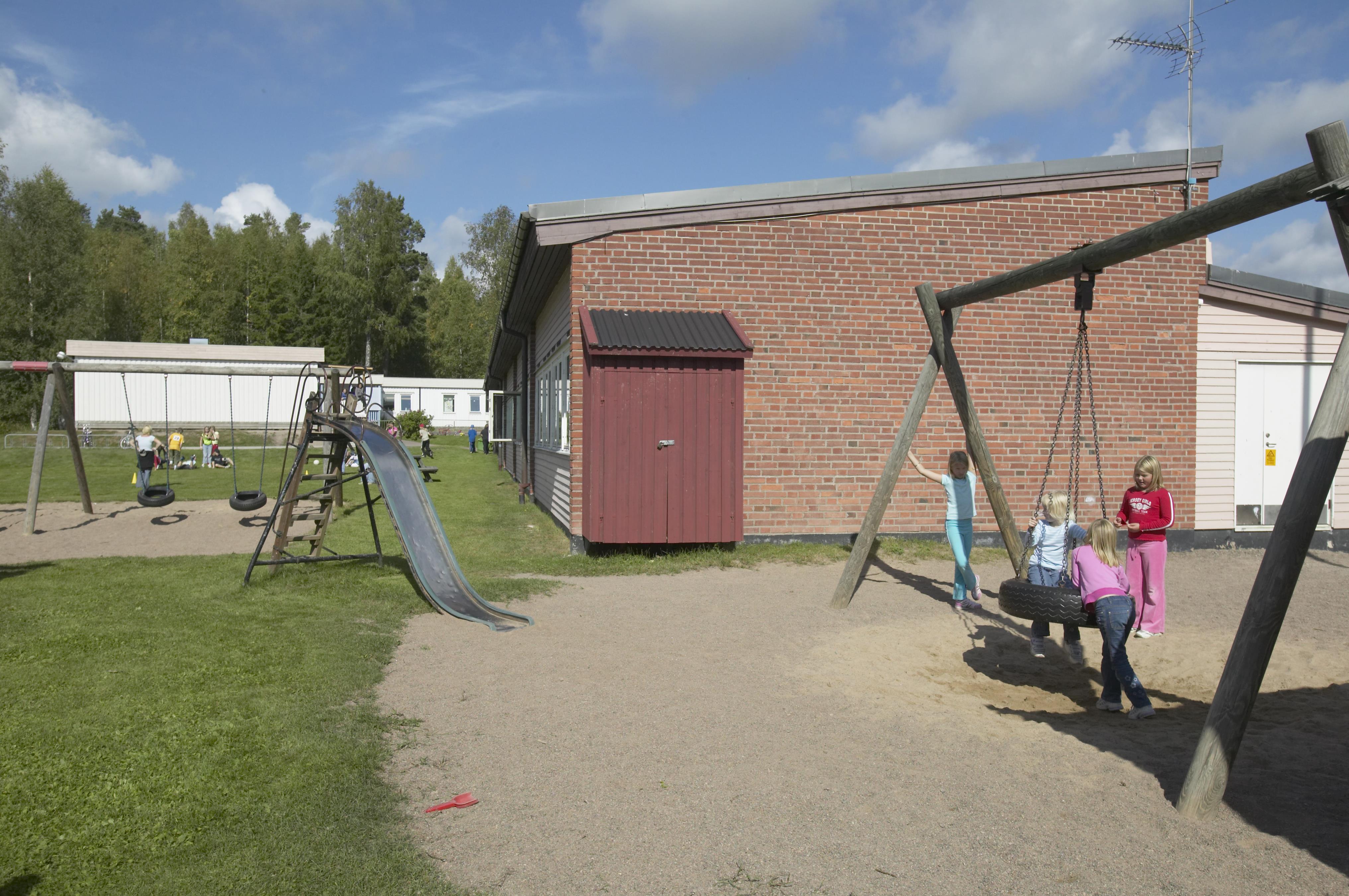 Bengt A Lundberg, Vallargärdets skola