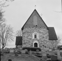 Frötuna kyrka