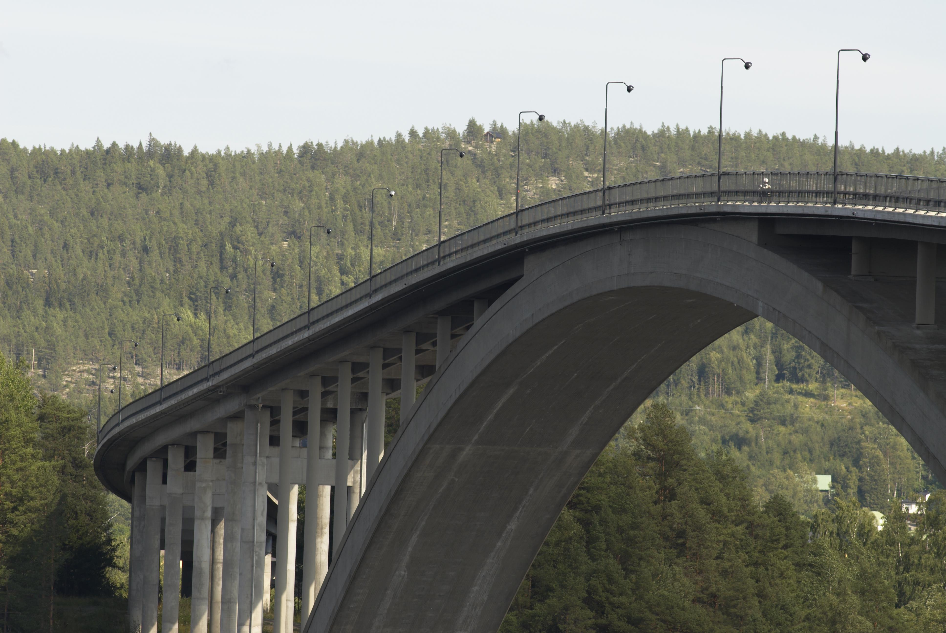 Bengt A Lundberg, Sandöbron
