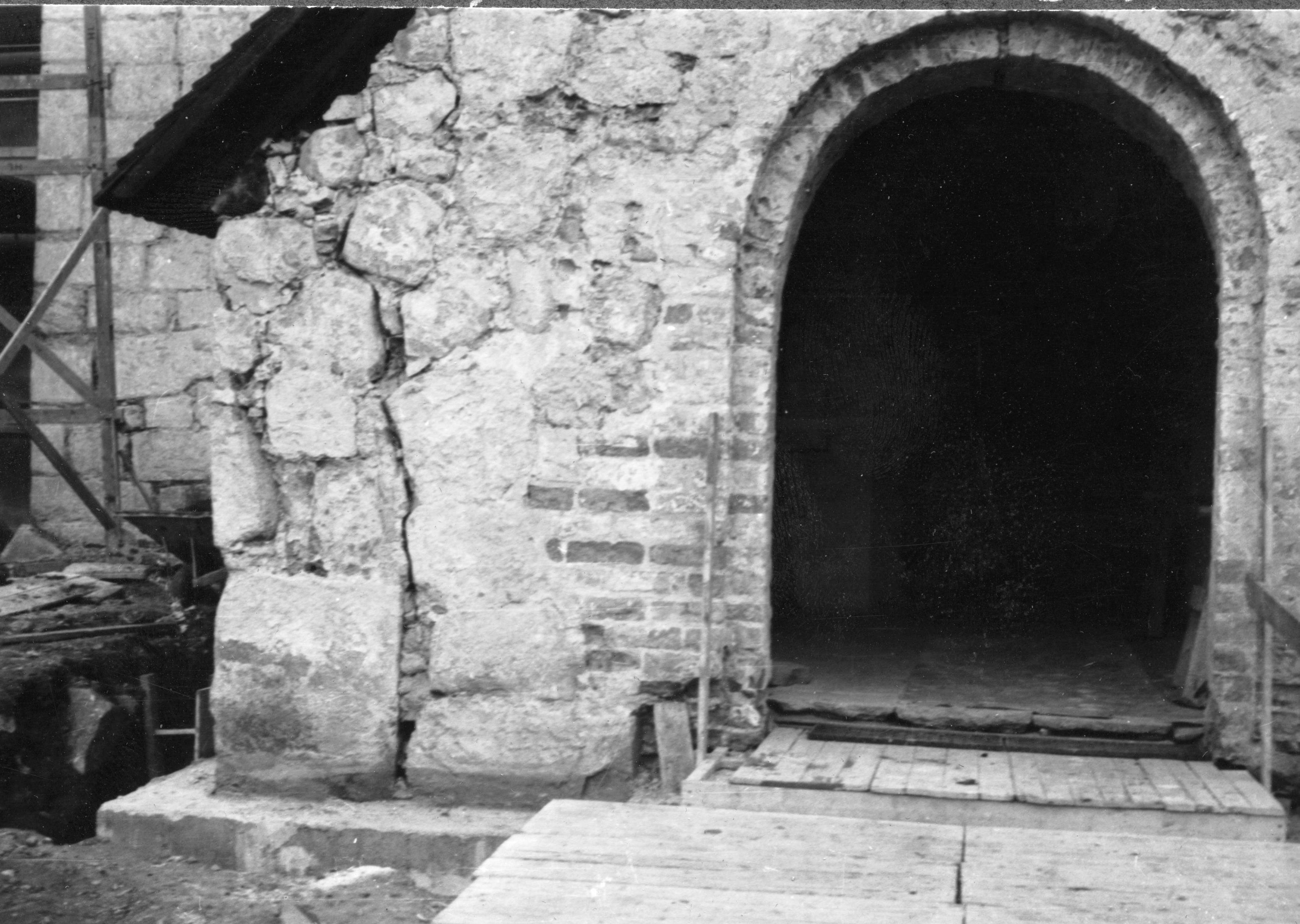 Bertil Waldén, Viby kyrka