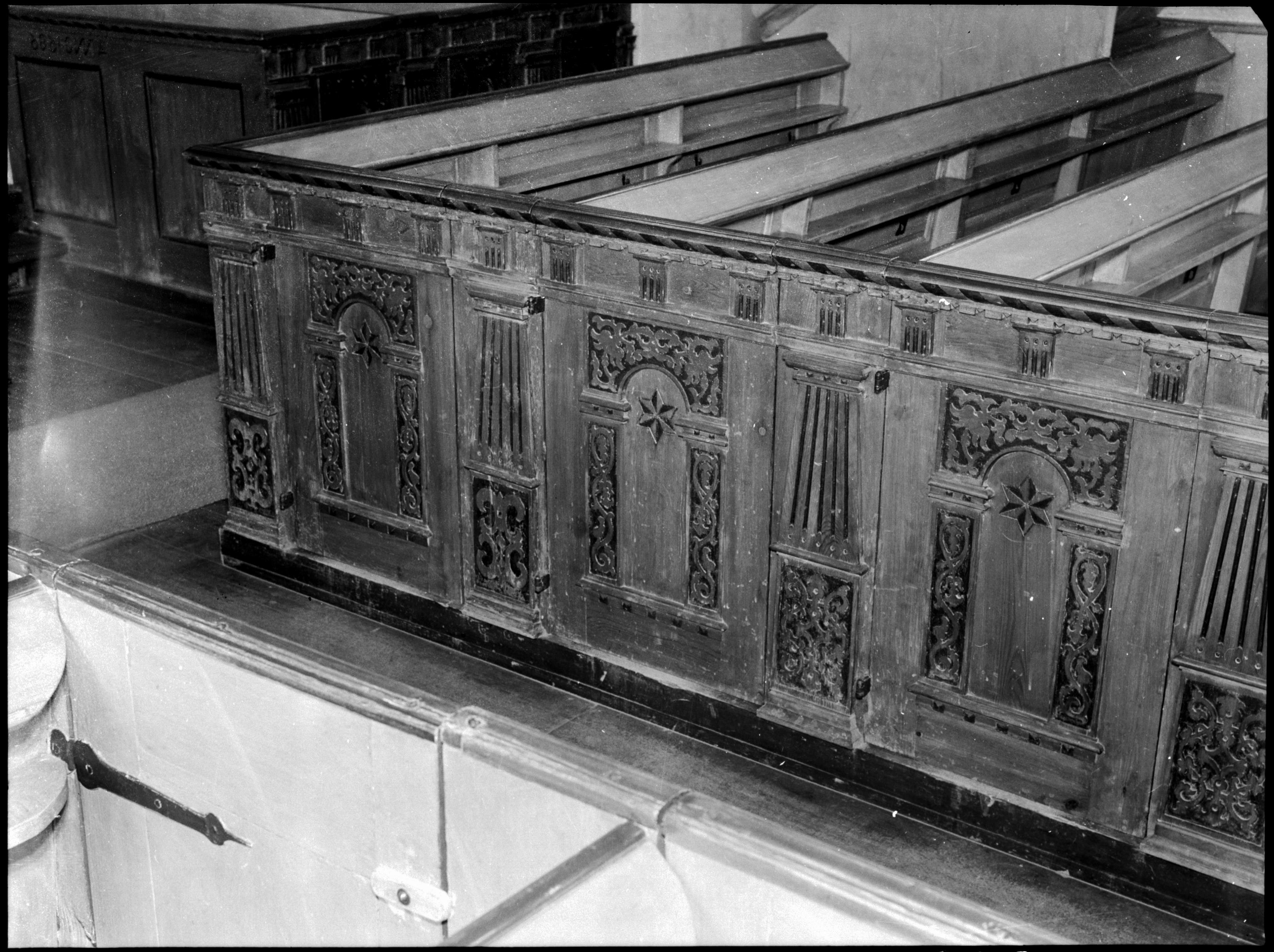 Iwar Anderson, Alvesta kyrka