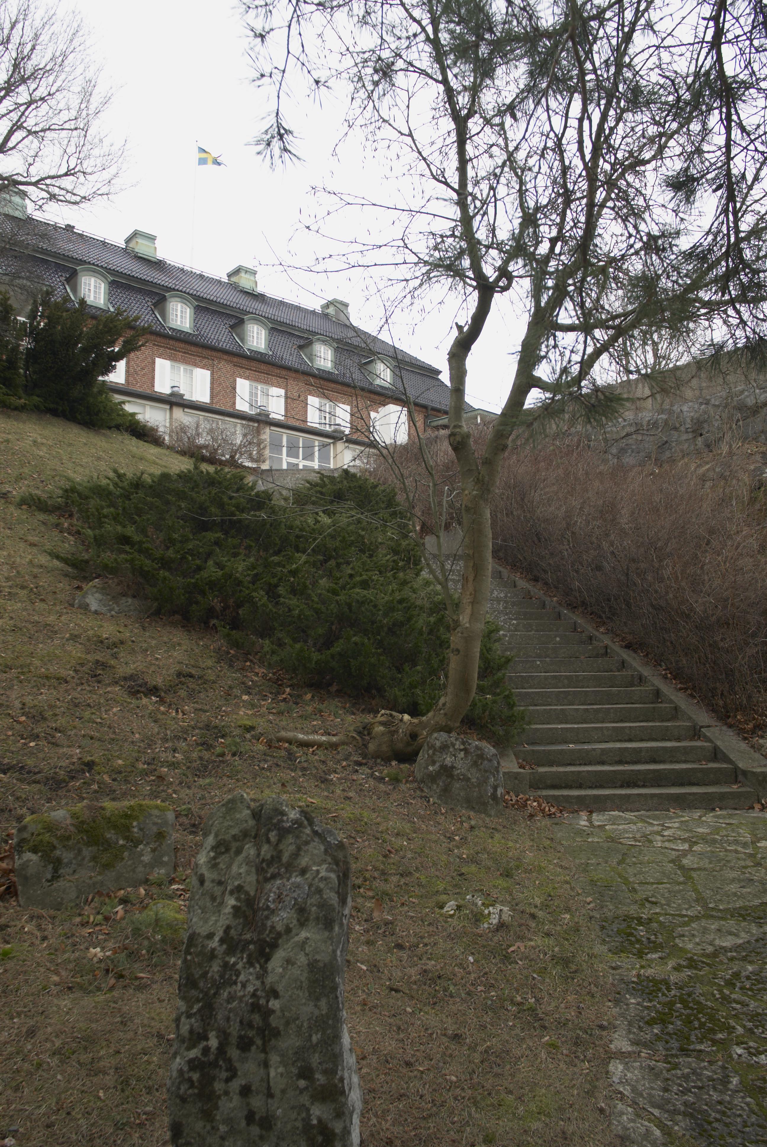 Bengt A Lundberg, Berga slott
