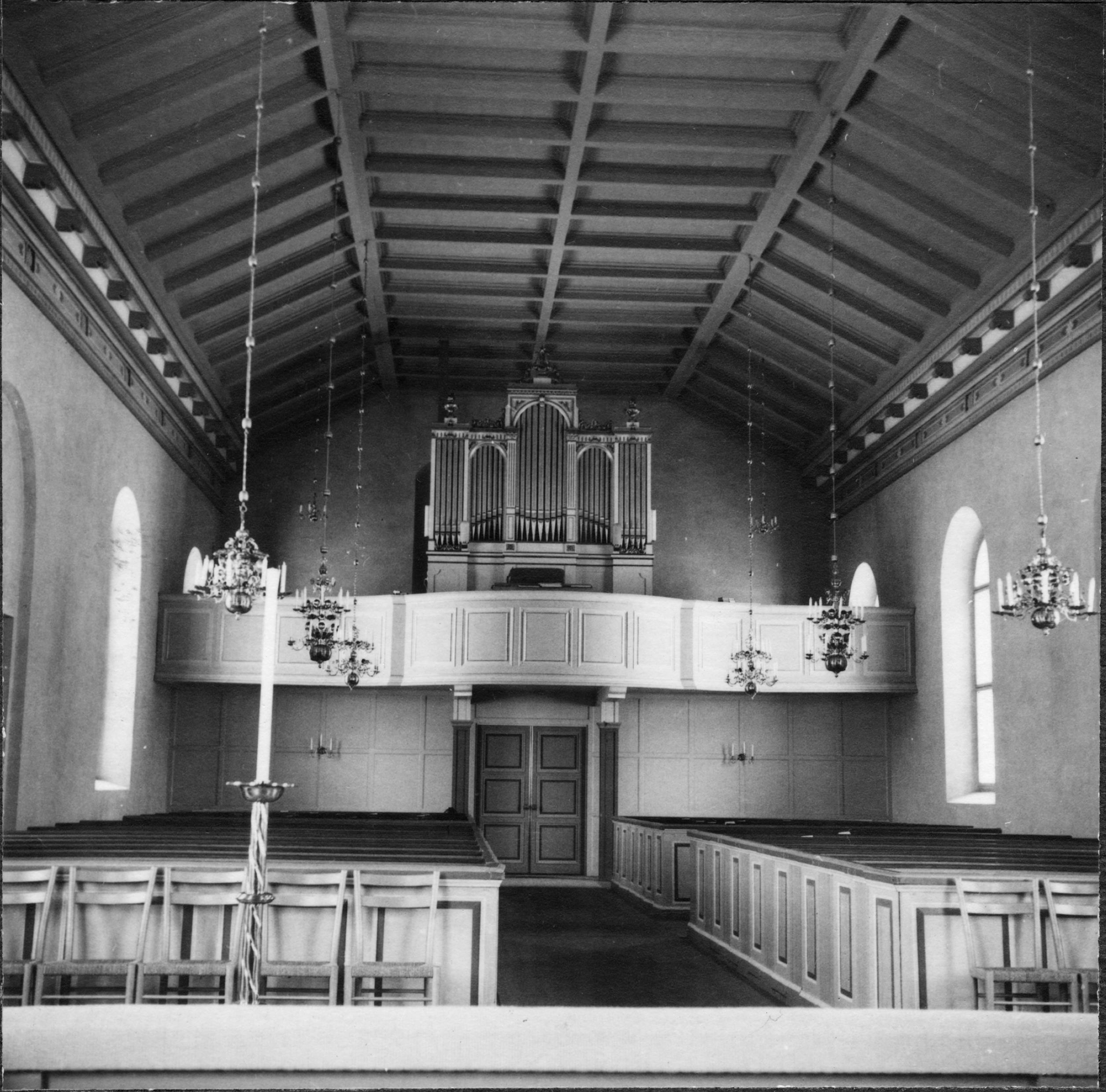 Adolf Niklasson, Varola kyrka