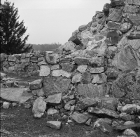 Hölö, Överhölö kyrkoruin