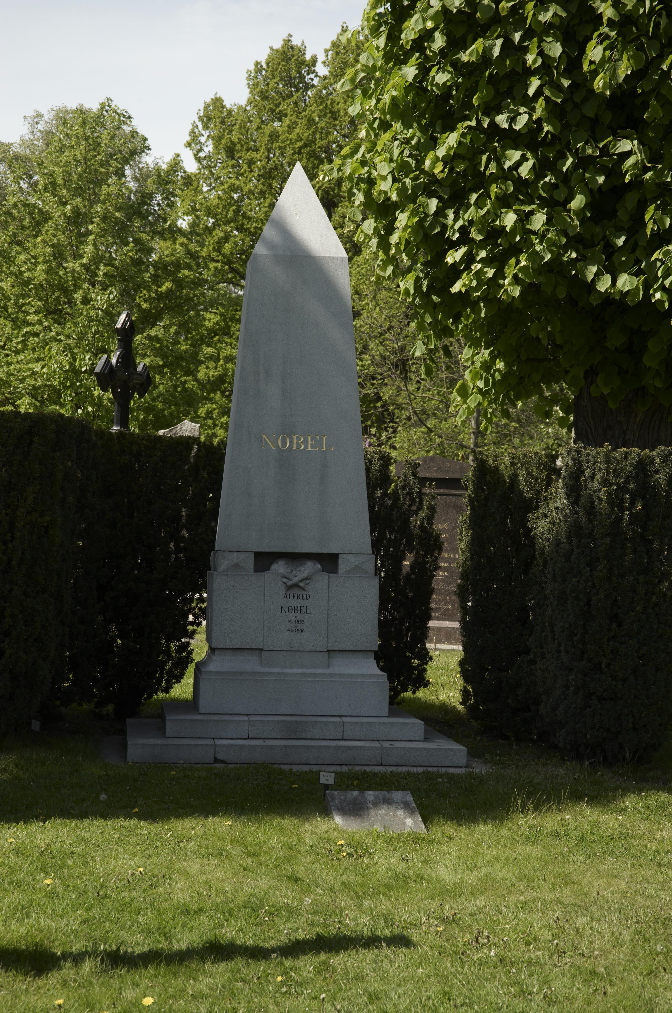 Bengt A Lundberg, Stockholms norra kyrkogård
