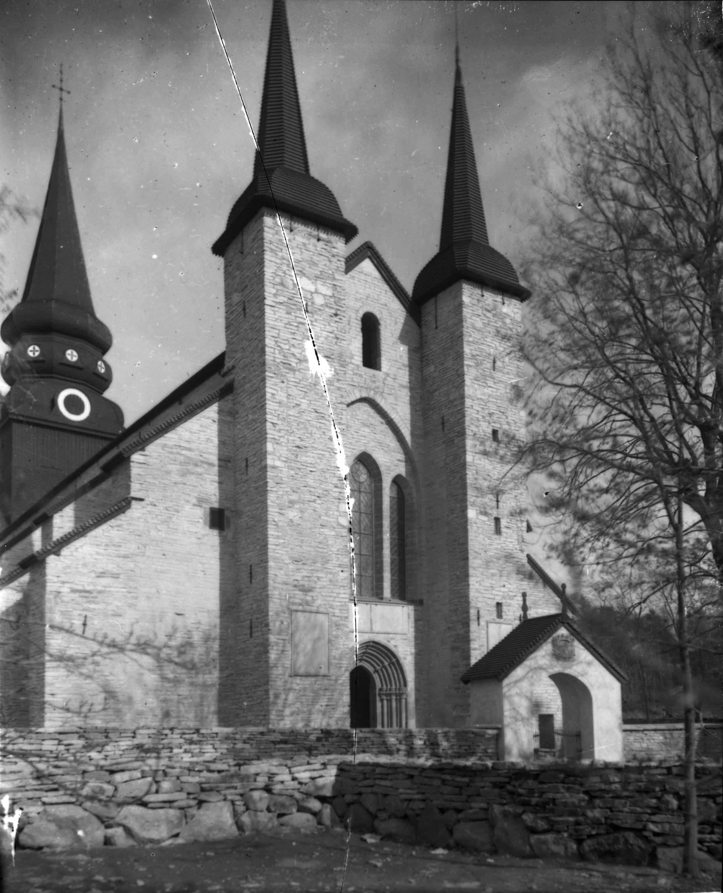 Axel Forssén, Varnhems klosterkyrka