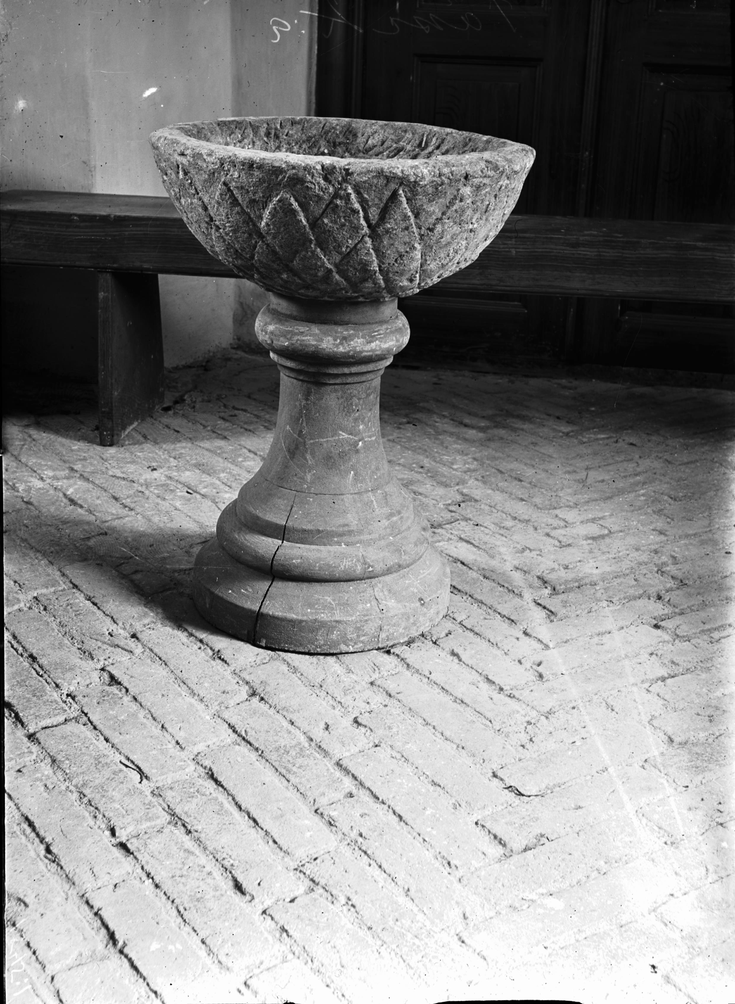 Bertil Waldén, Tösse kyrka