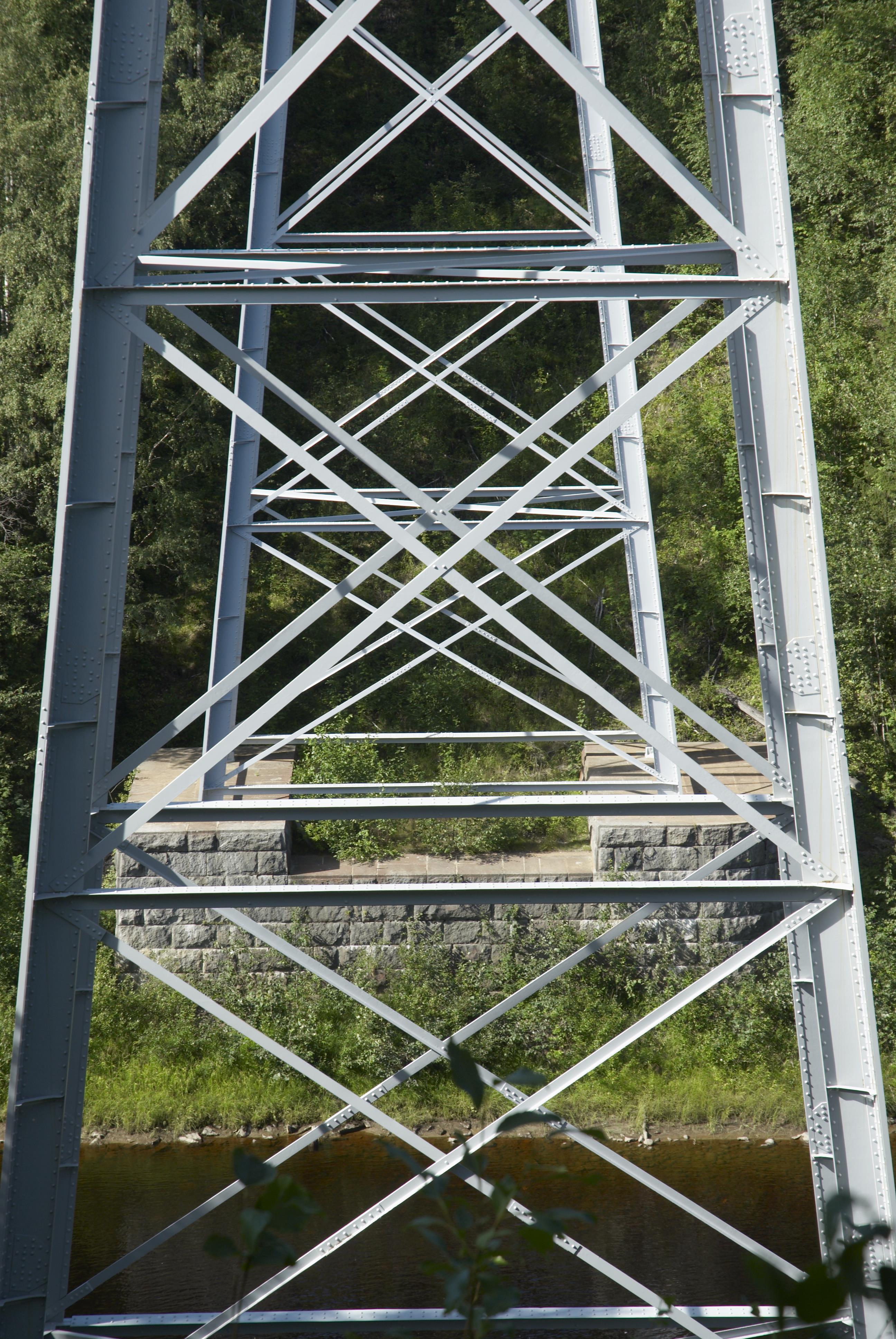 Bengt A Lundberg, Tallbergsbron