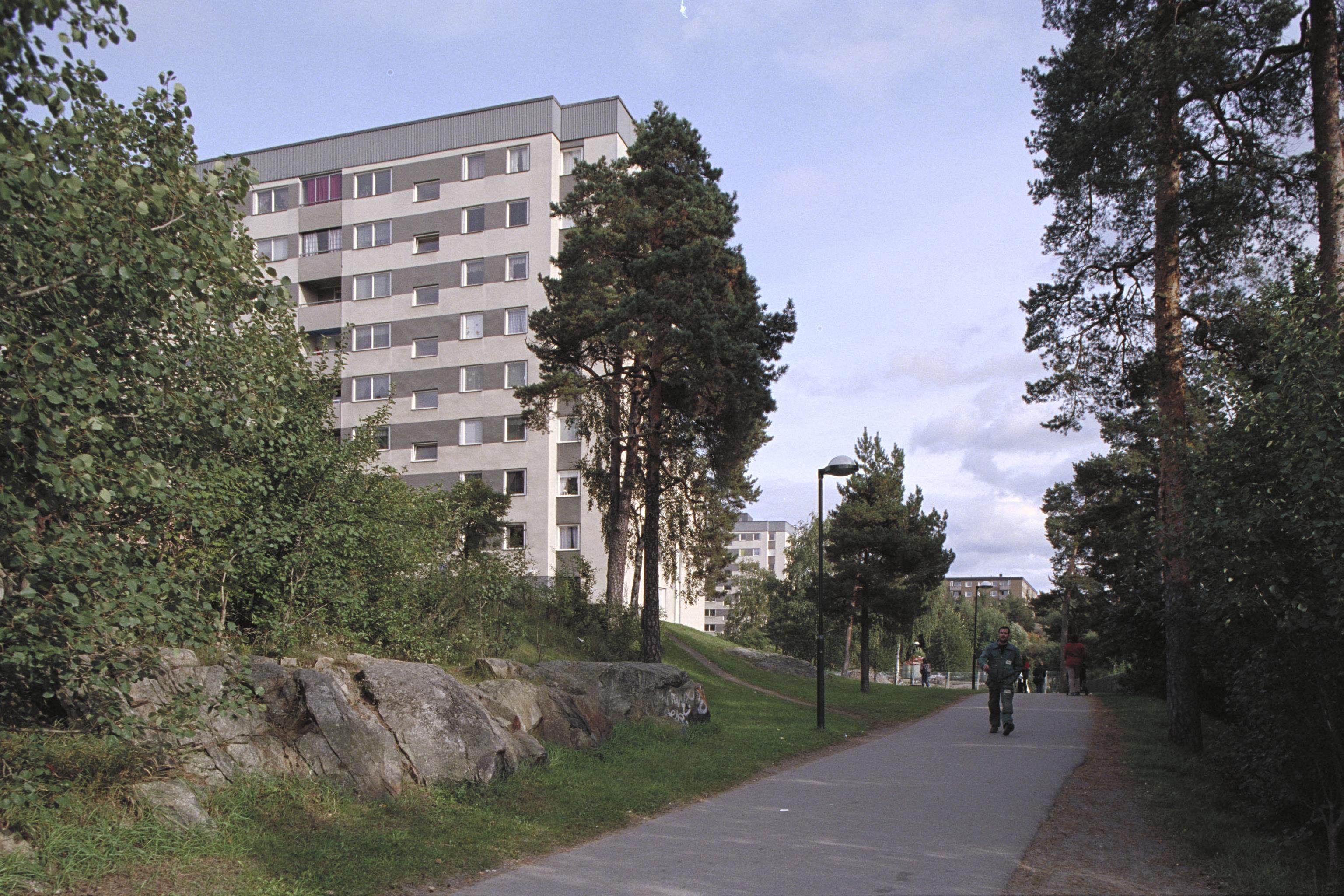 Bengt A Lundberg, Bredäng