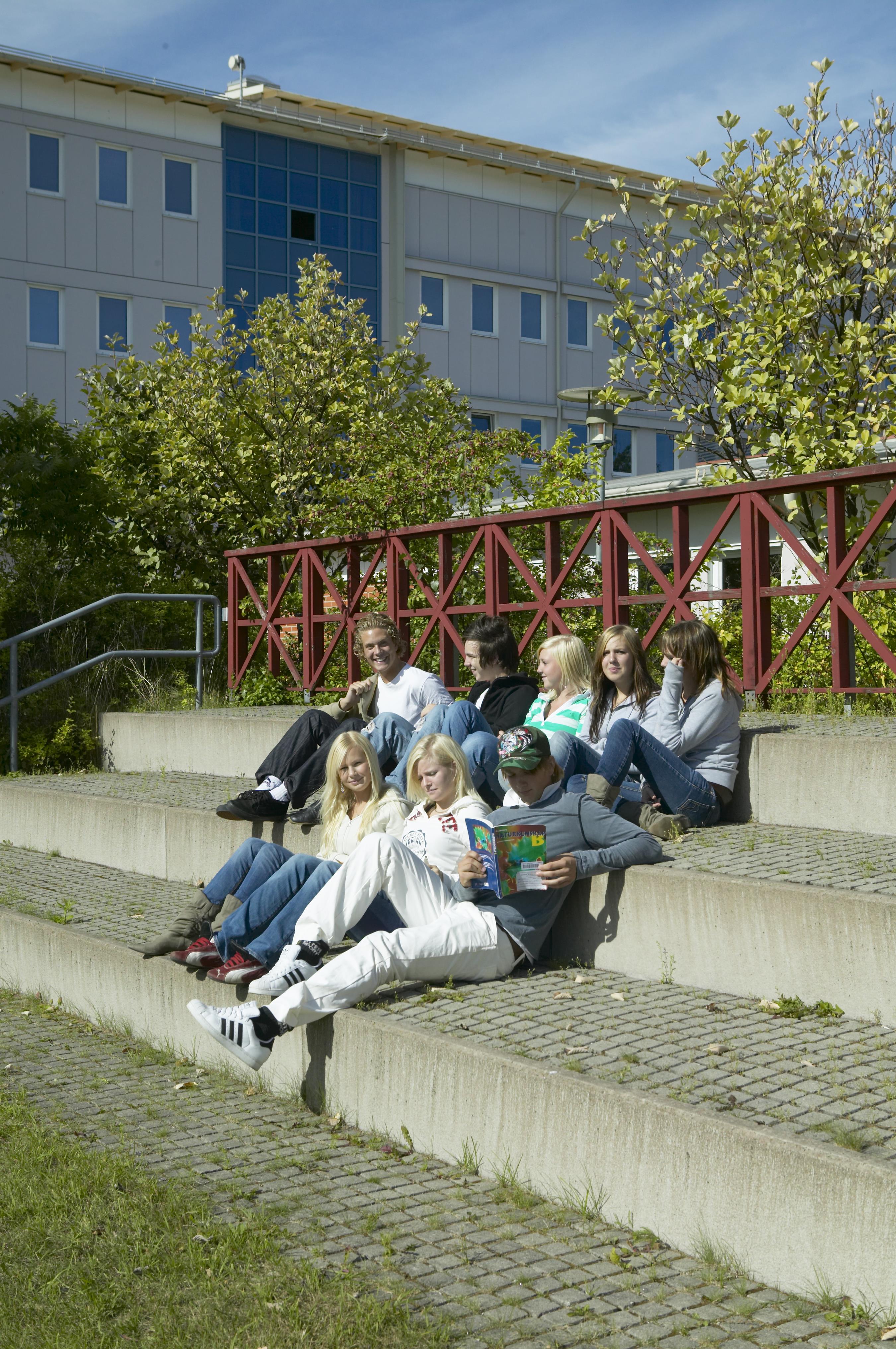 Bengt A Lundberg, Sundstagymnasiet i Karlstad