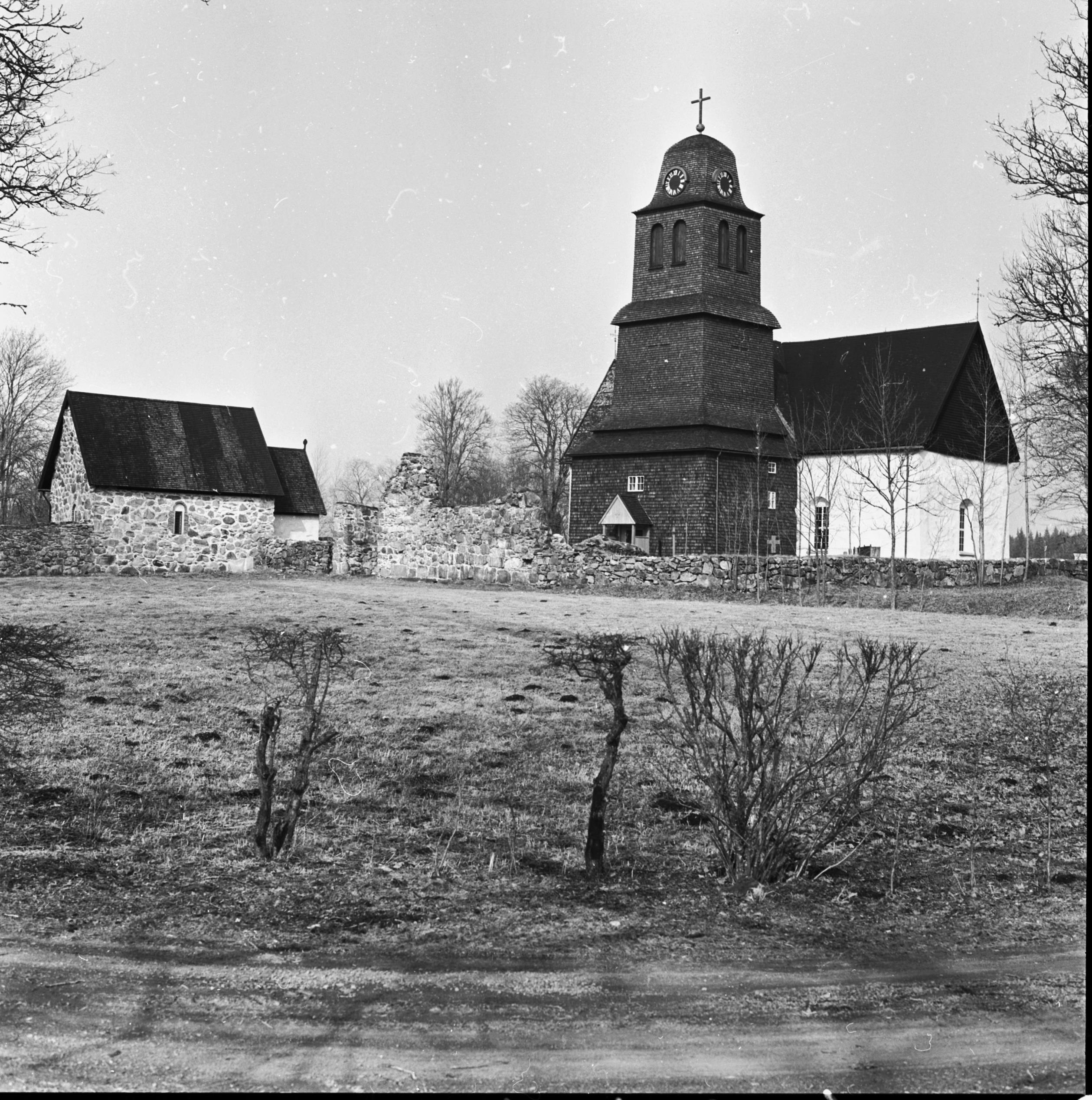 Sören Hallgren, Nydala kyrka (klosterkyrkan)