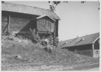 Eka säteri, gammal ekonomibyggnad