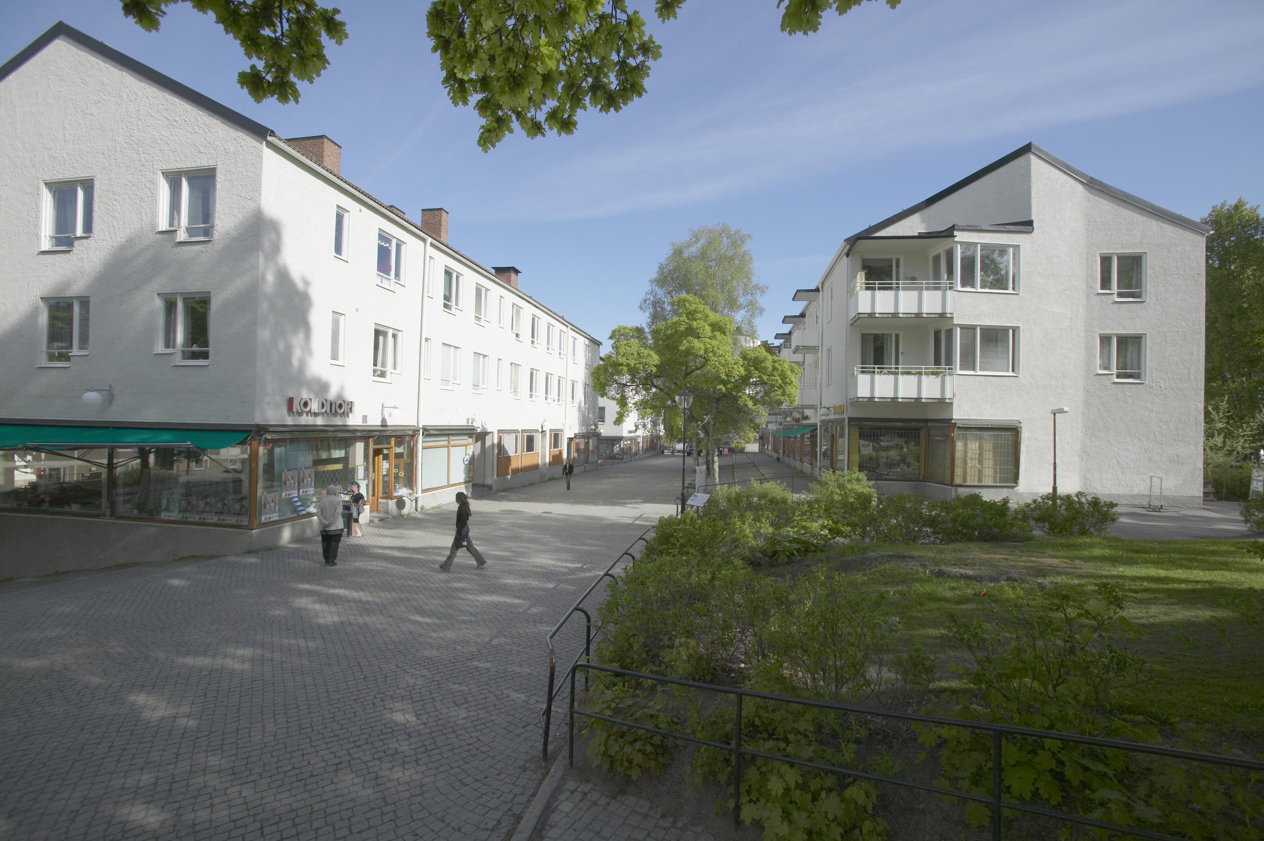Bengt A Lundberg, Hökarängen
