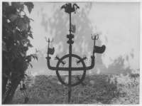 Ånimskogs kyrkogård, järnsmidda gravkors