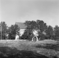 Källa gamla kyrka