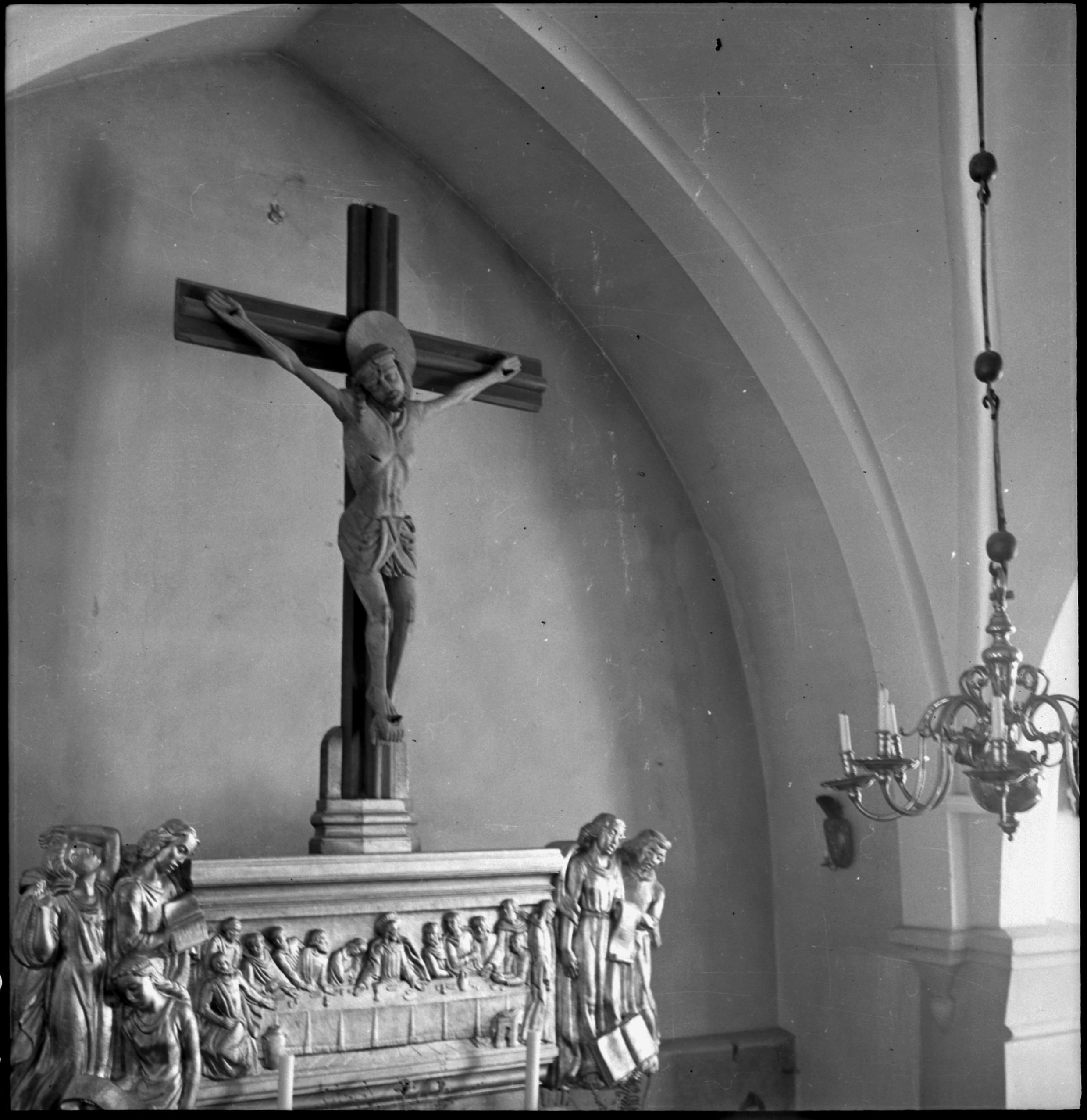 Ivar Schnell, Vårdinge kyrka