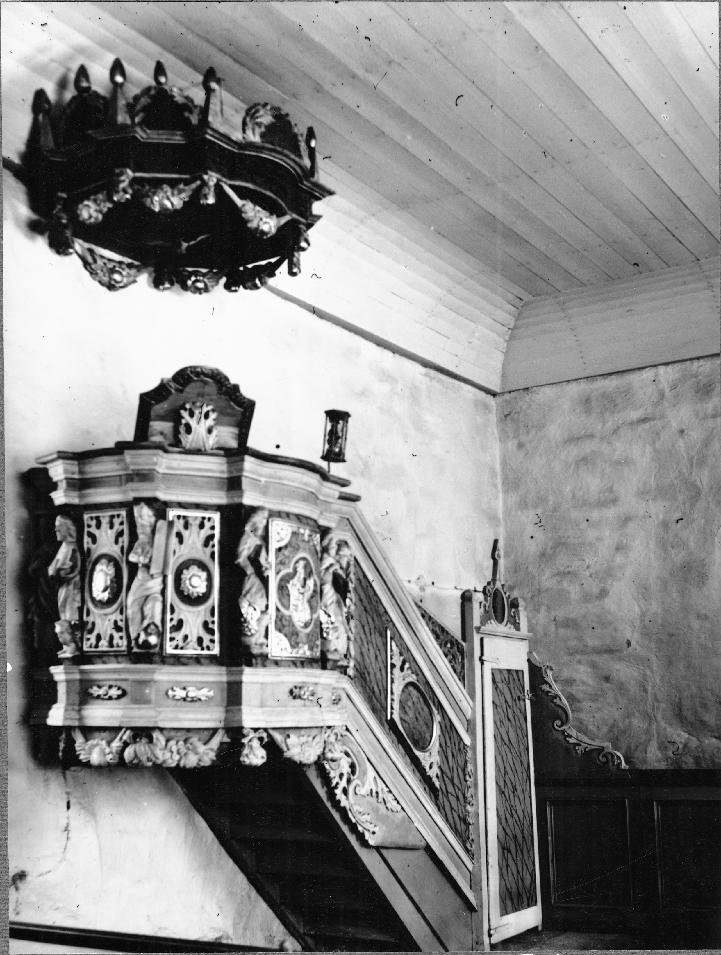 Olle Hellström, Gillstads kyrka