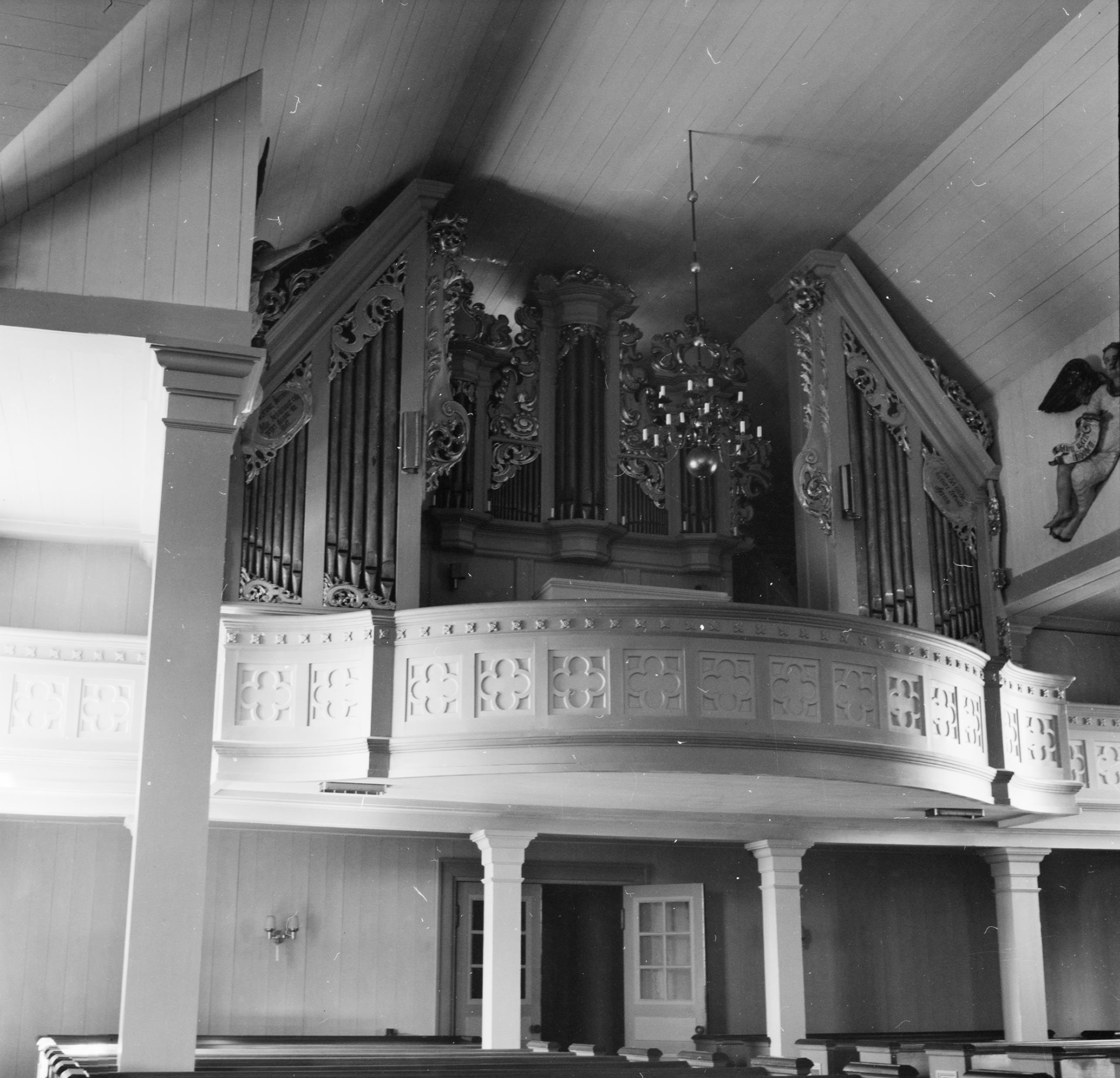 Åke Nisbeth, Lungsunds kyrka
