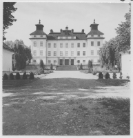 Sjö slott