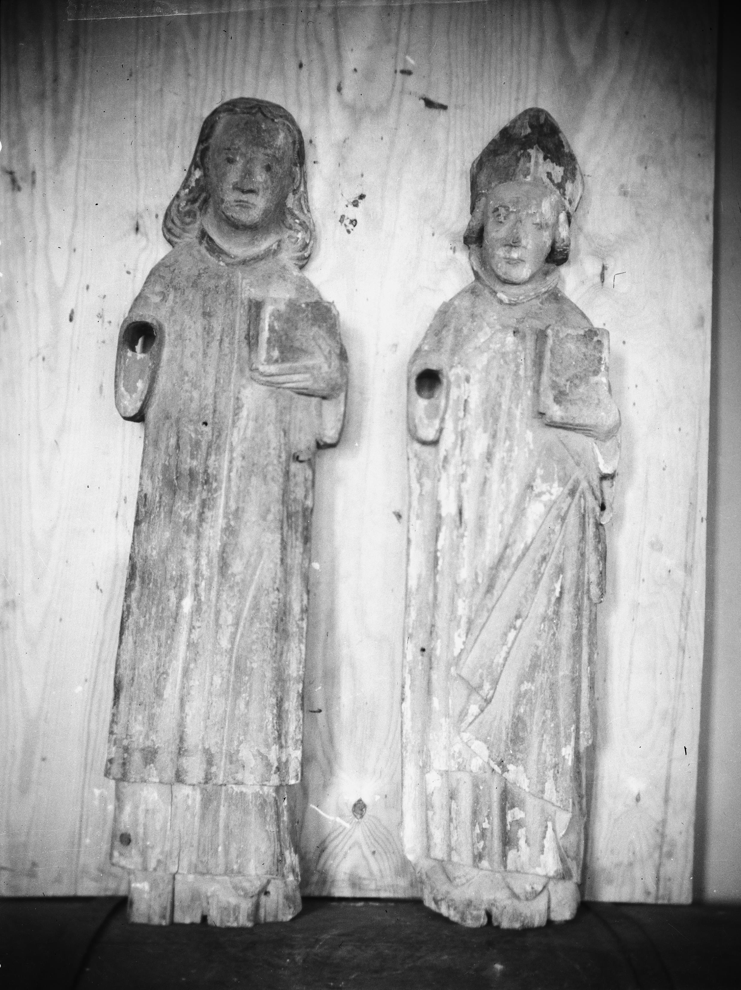 Olle Hellström, Vårkumla kyrka