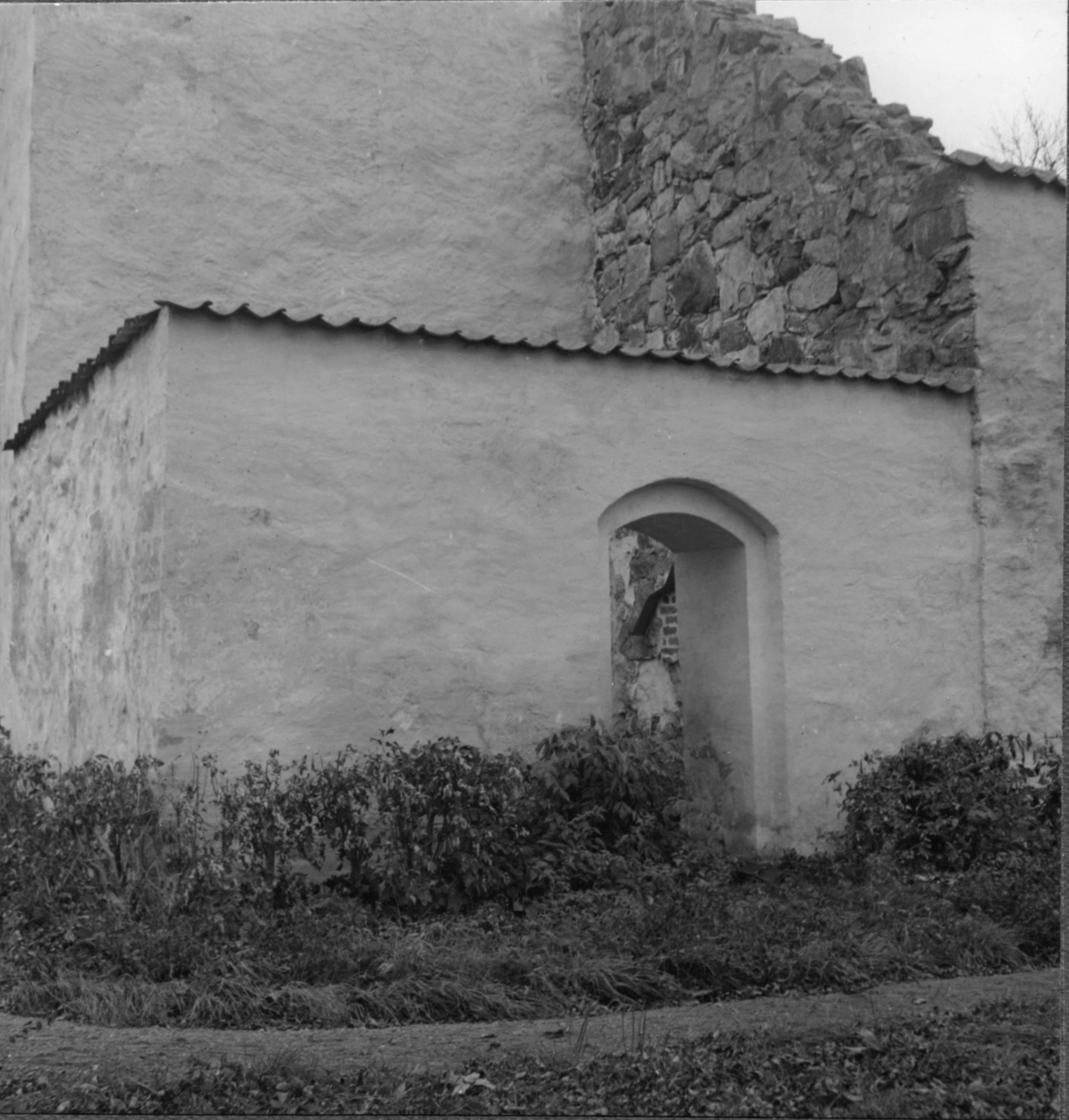 Iwar Anderson, Björkviks kyrkoruin (Björkviks gamla kyrka)