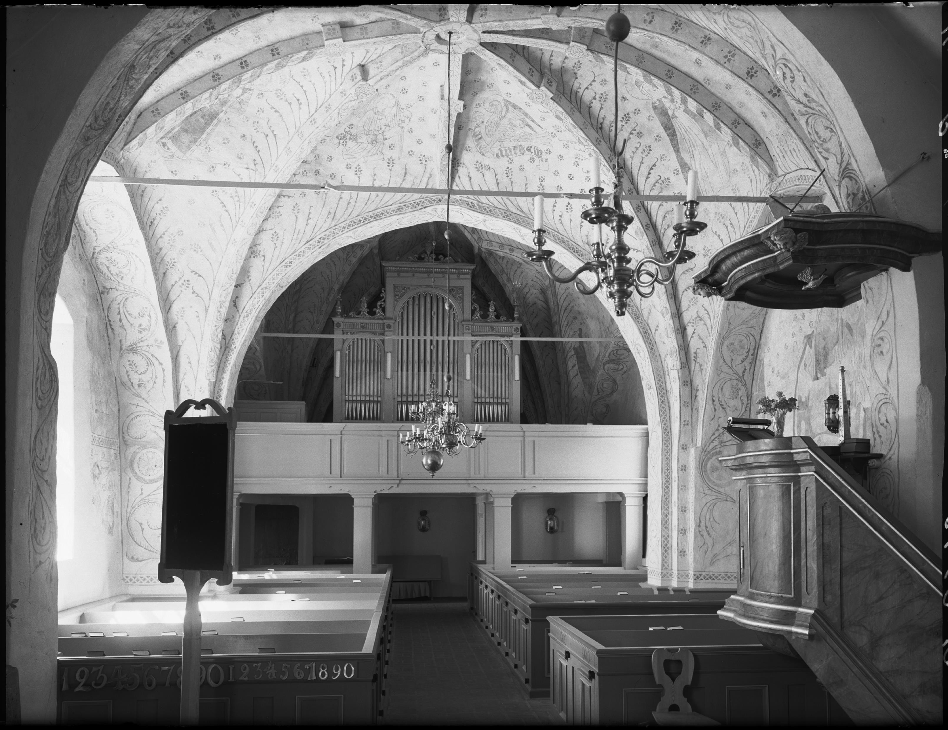 Nils Lagergren, Rö kyrka