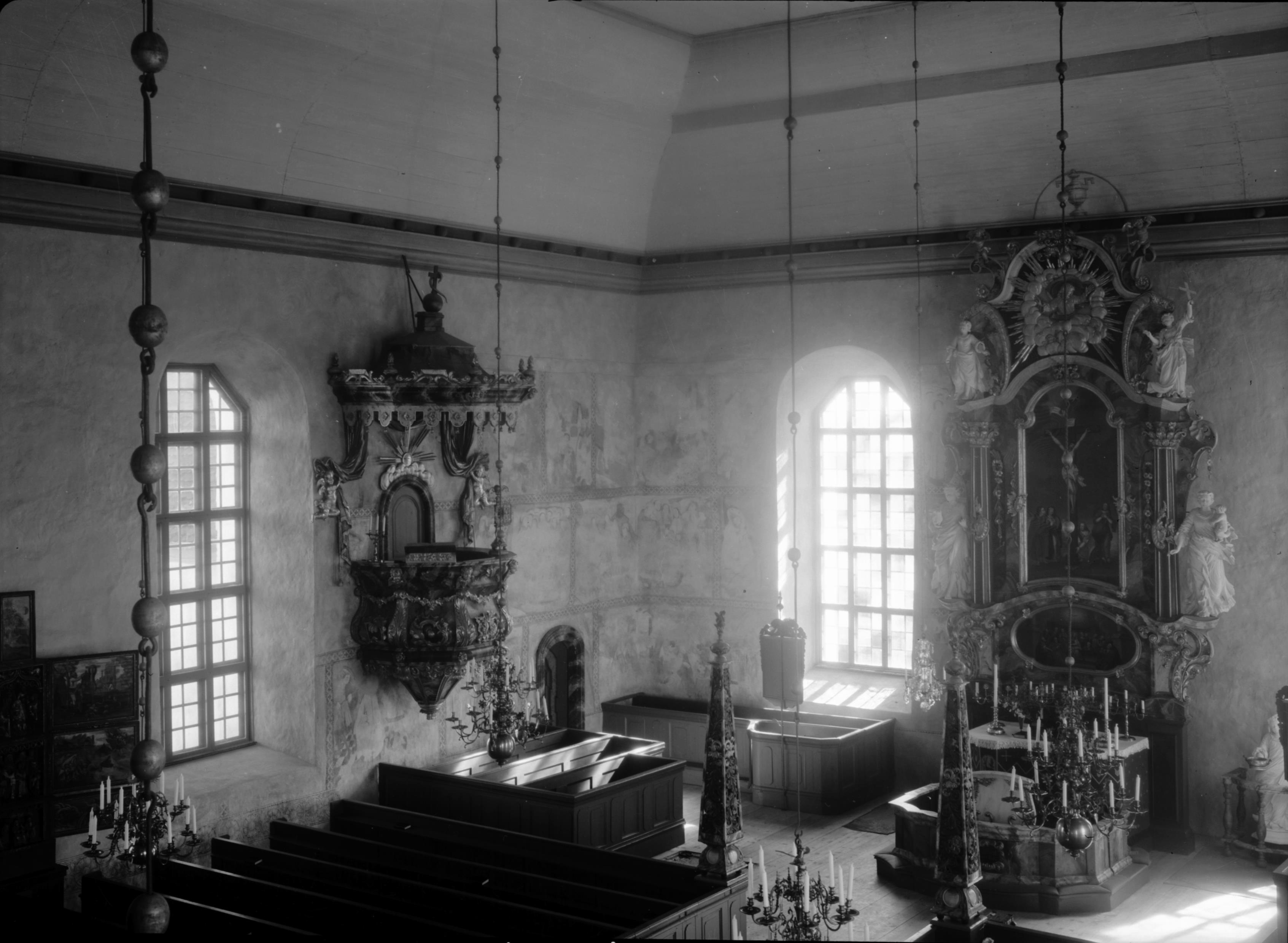 Iwar Anderson, Ovikens gamla kyrka