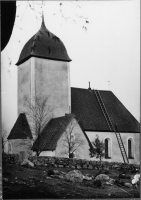 Husby - Ärlinghundra kyrka