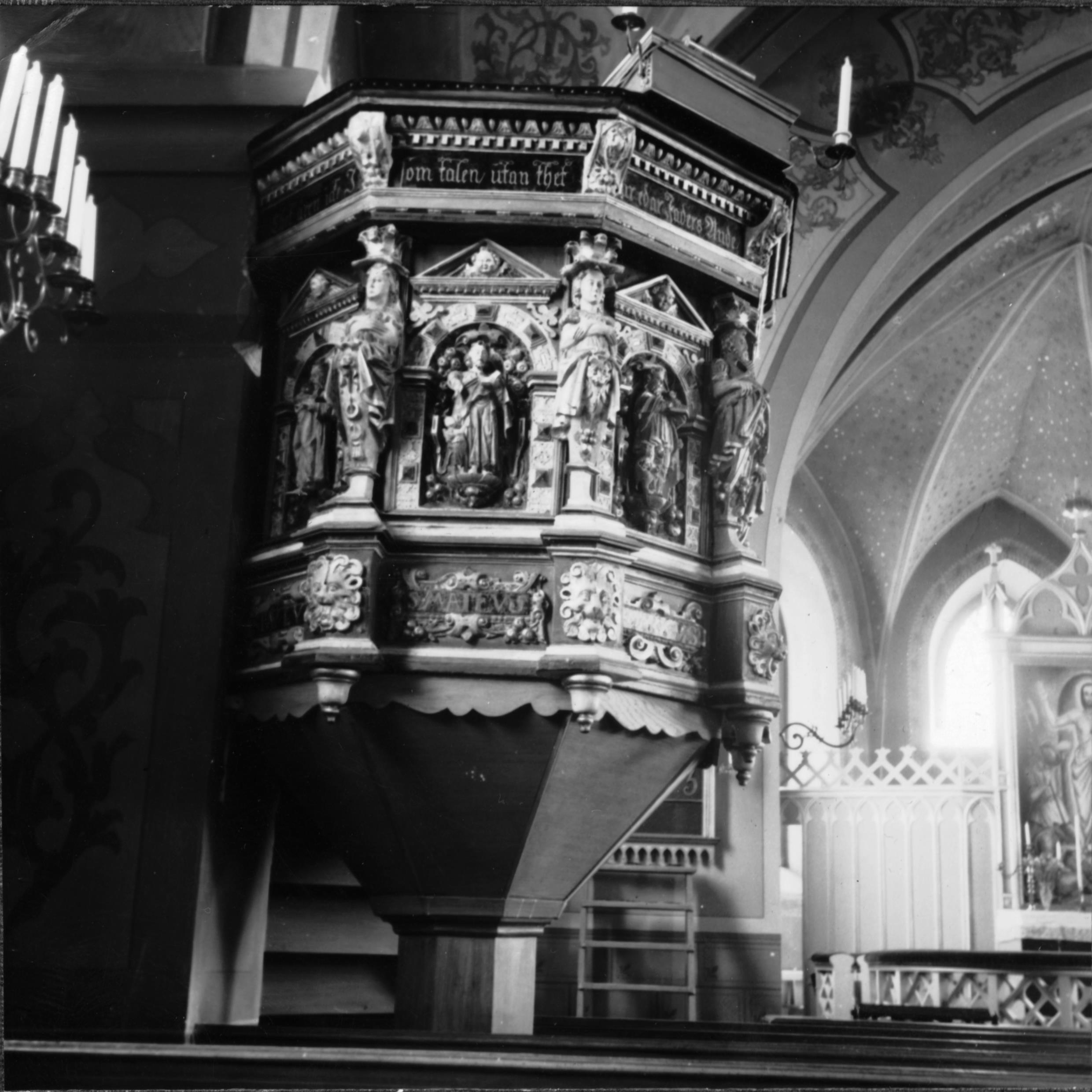 Osvald Owald, Bösarps kyrka