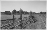 Tiveds socken, havreåker vid mindre gård