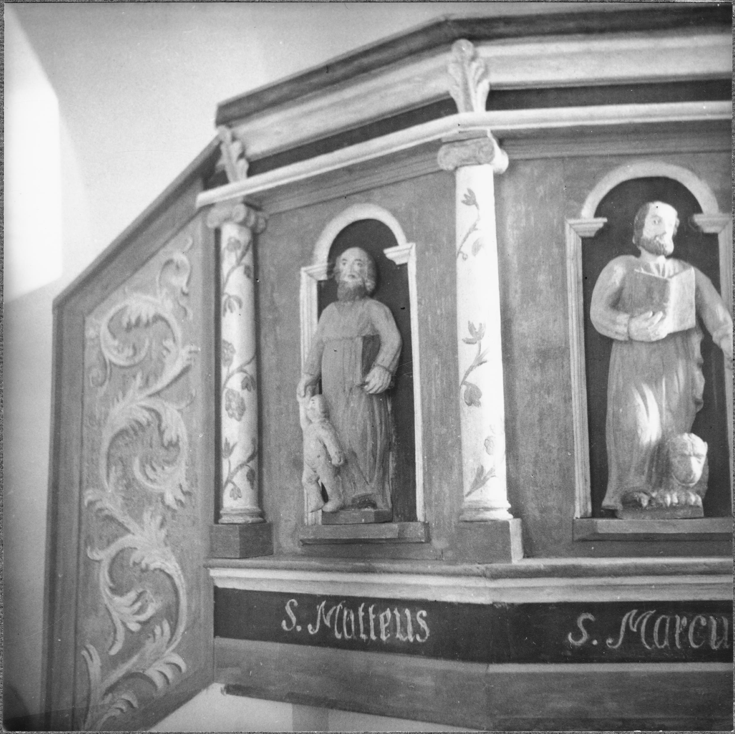Olle Hellström, Högstena kyrka