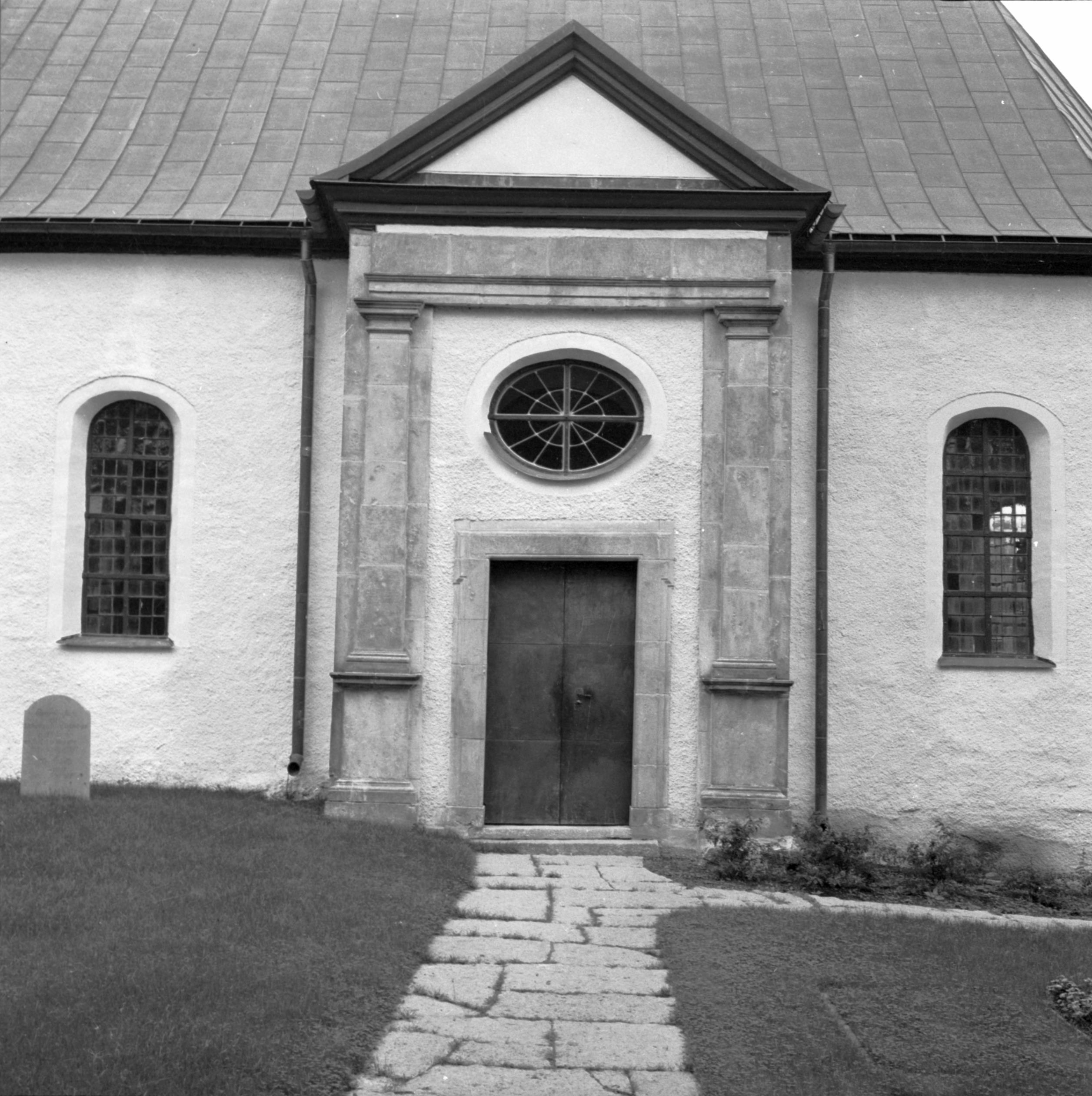 Nils Lagergren, Ödeby kyrka
