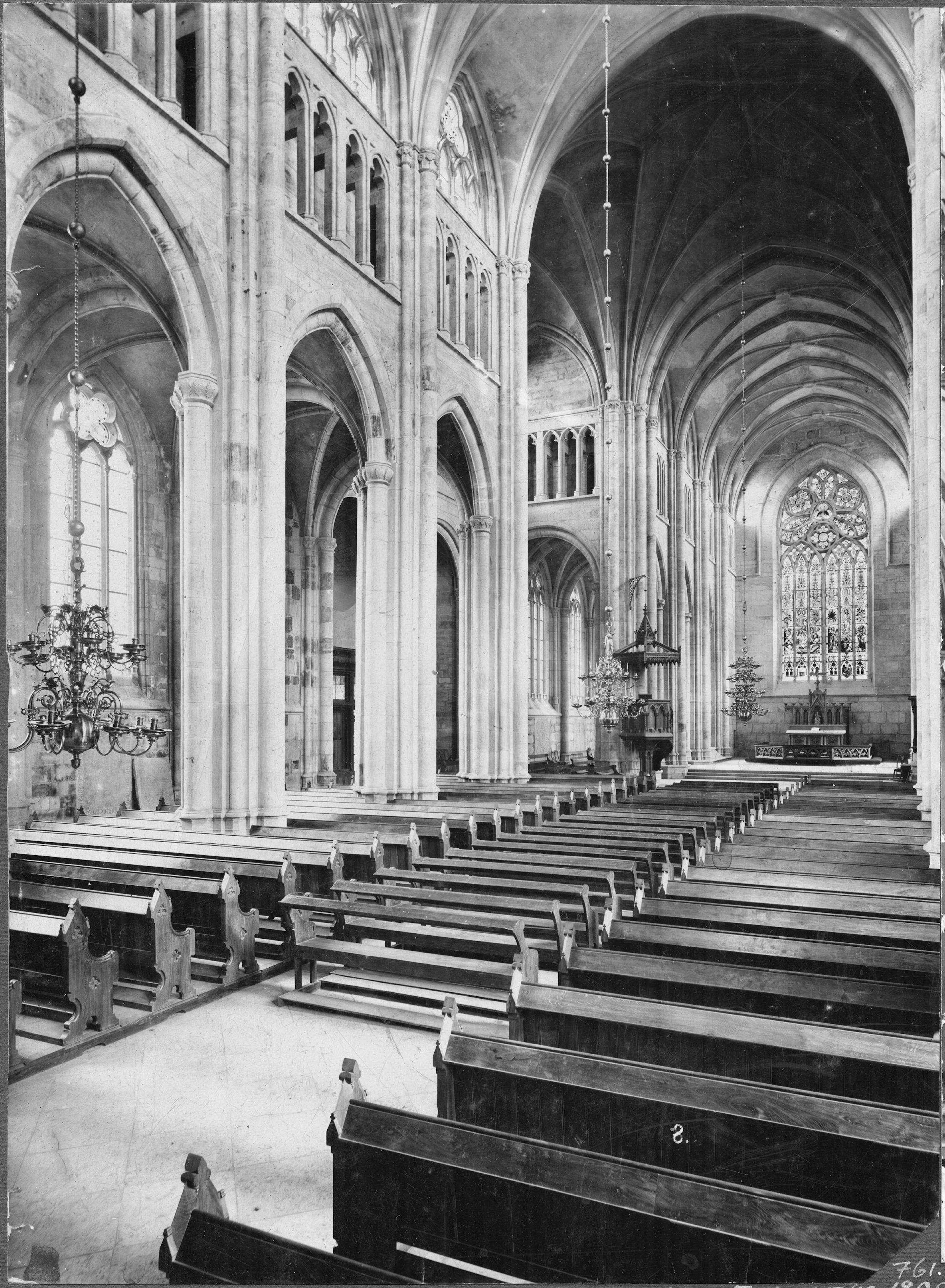 Alfred Dahlgren, Skara domkyrka (Sankta Maria kyrka)
