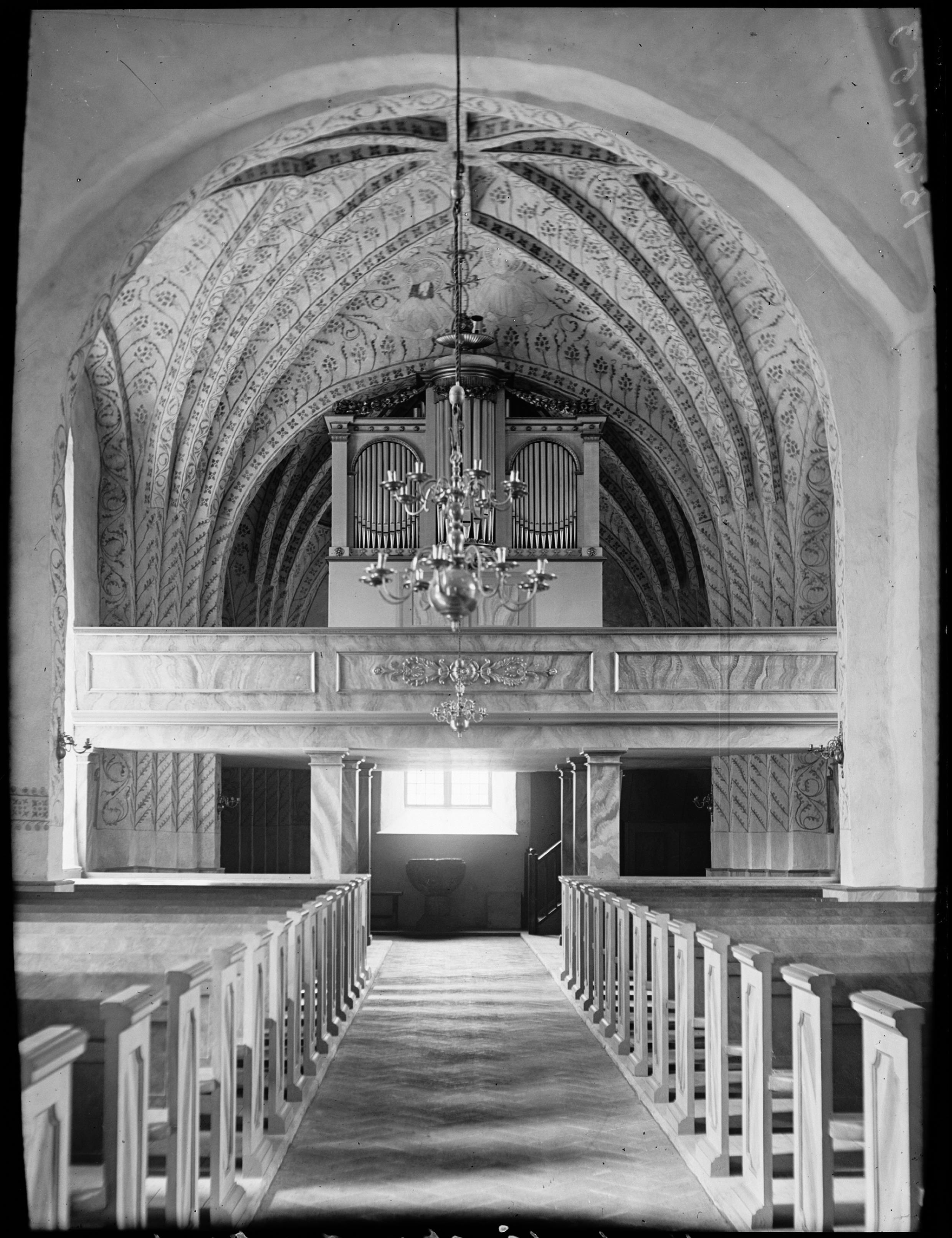Einar Erici, Husby-Långhundra kyrka