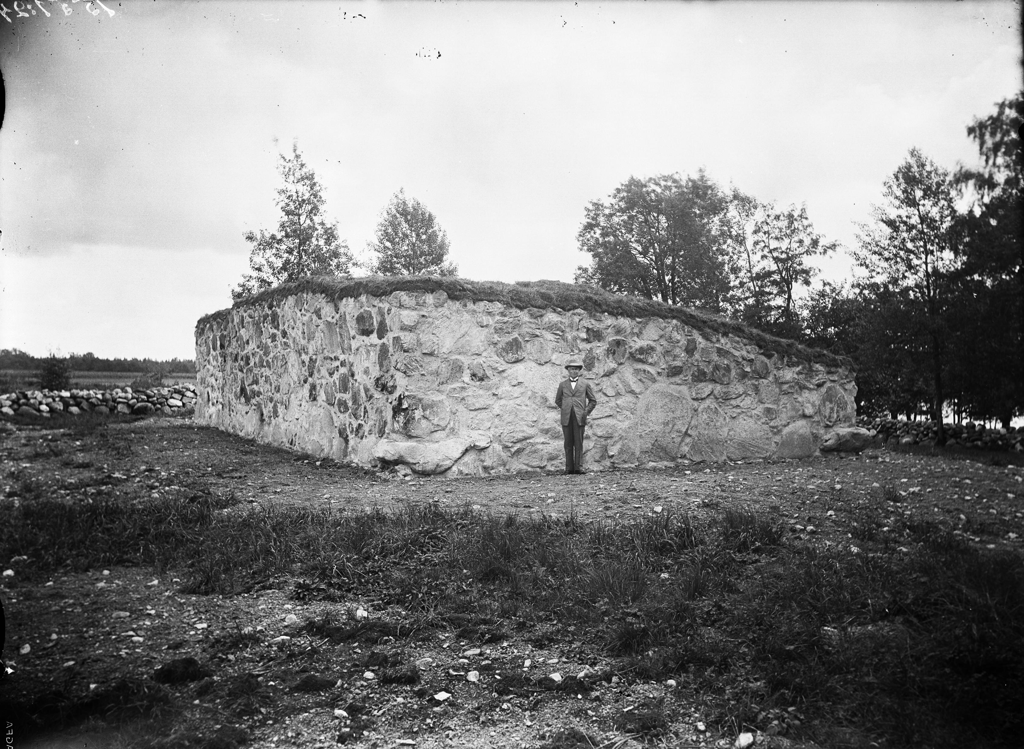 Axel Forssén, Norra Säms kyrkoruin