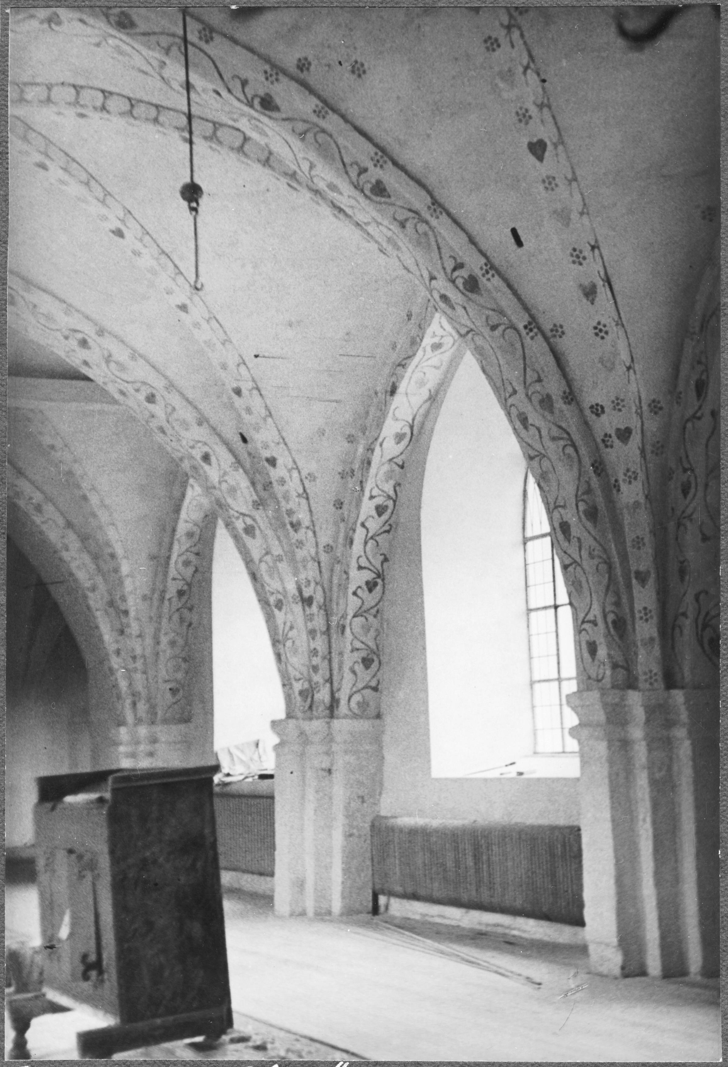Osvald Owald, Raus kyrka
