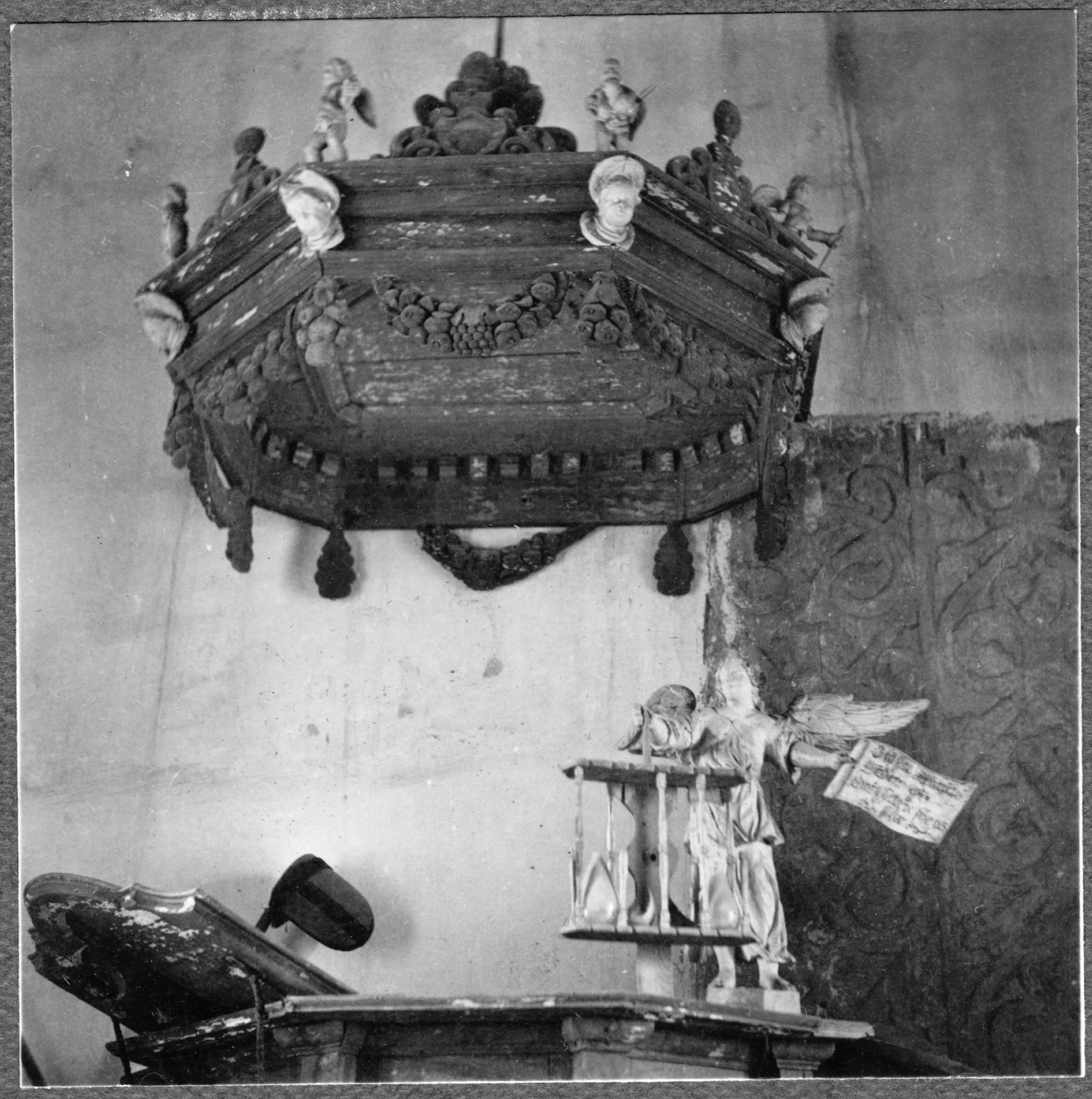 Olle Hellström, Gärdhems kyrka