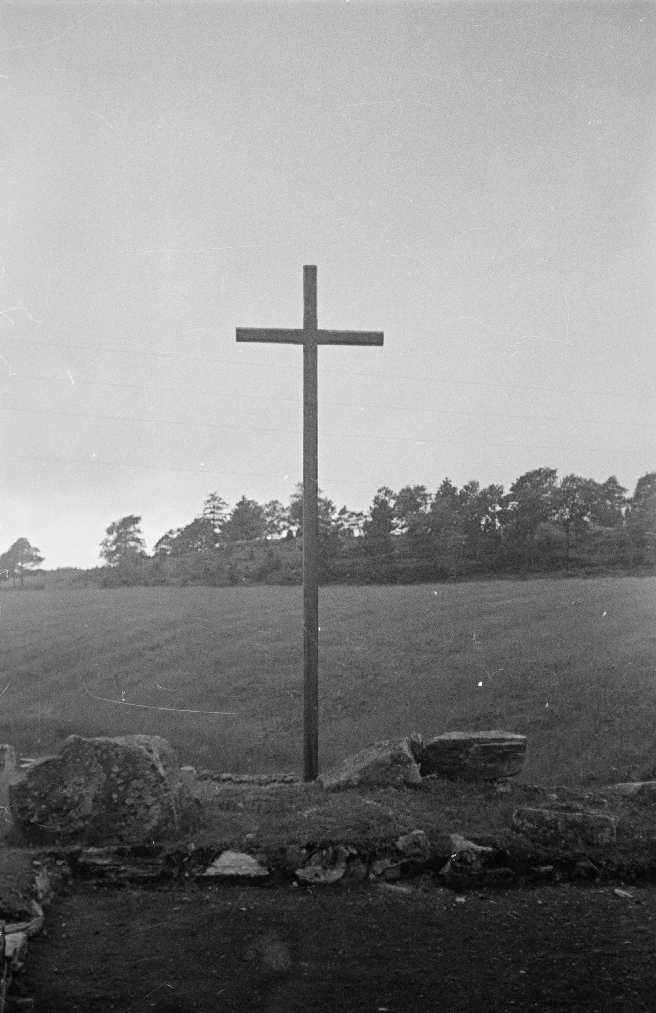 Bertil Berthelson, Upphärads kyrkoruiner