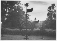 Fröskog, gjutet kors på grav