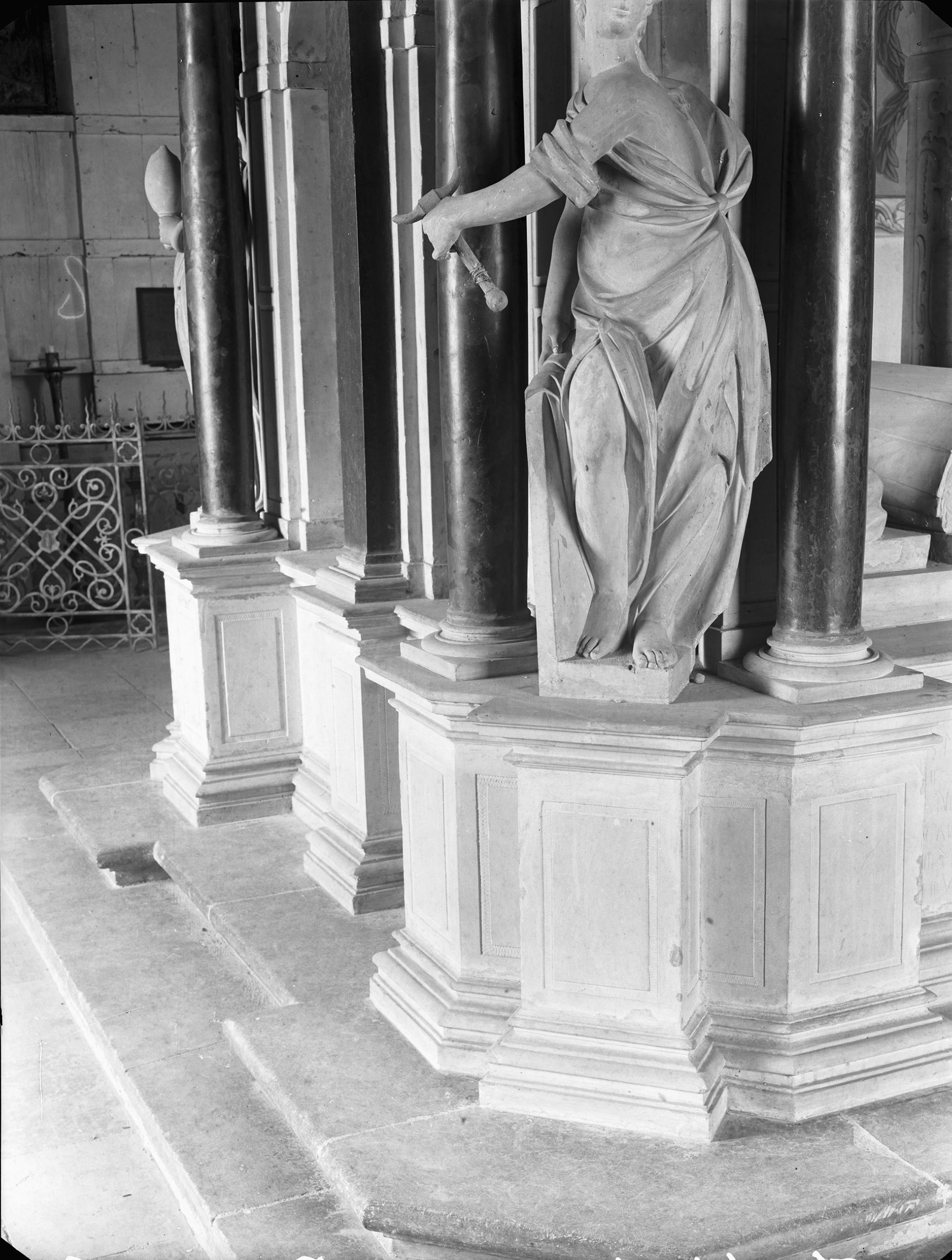 Iwar Anderson, Veckholms kyrka