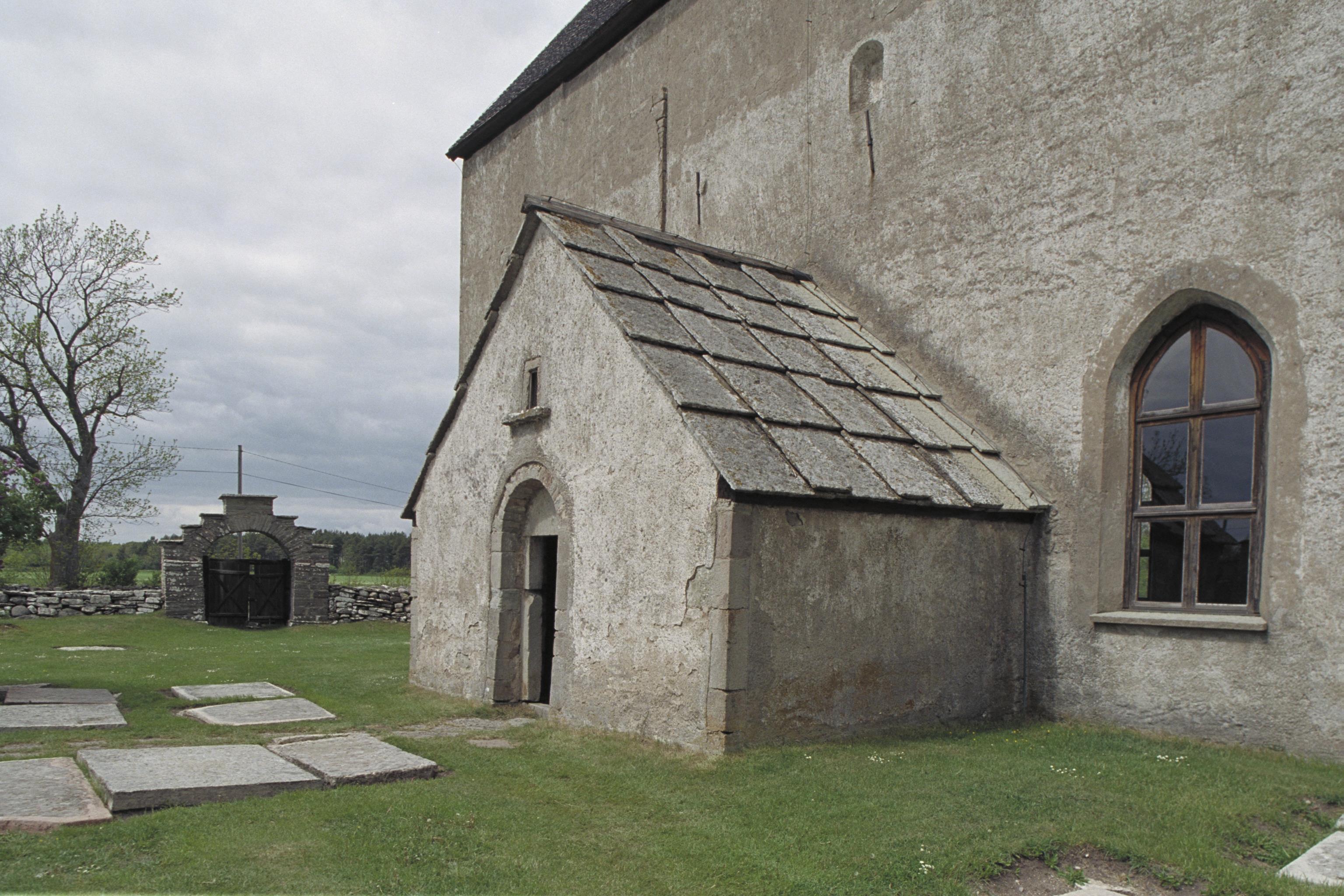 Bengt A Lundberg, Källa gamla kyrka
