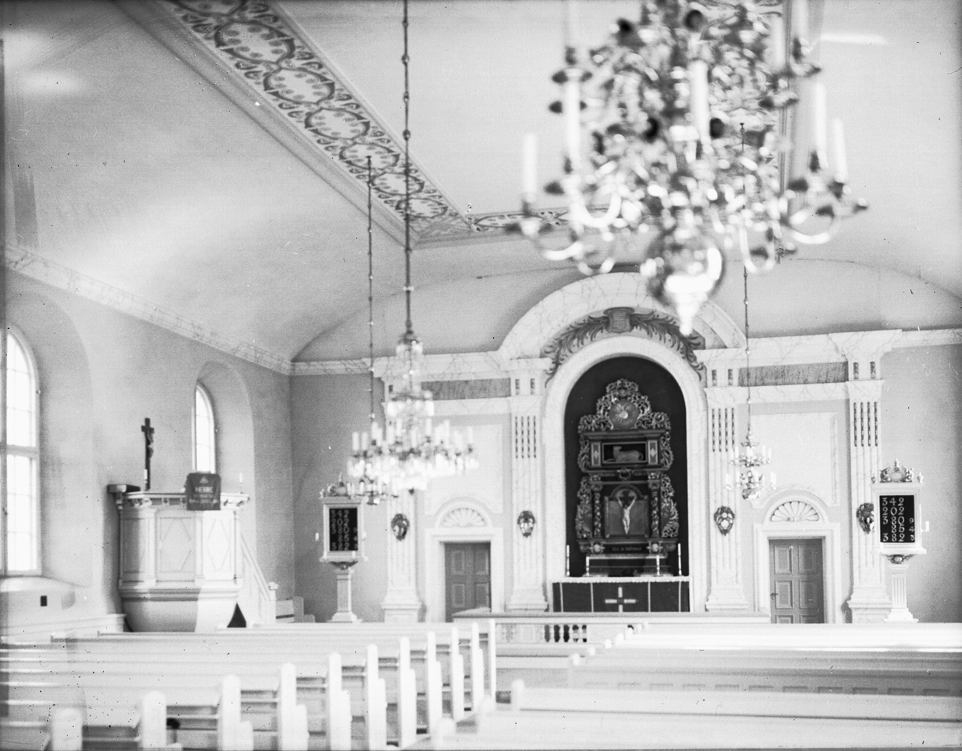 Olle Hellström, Järpås kyrka