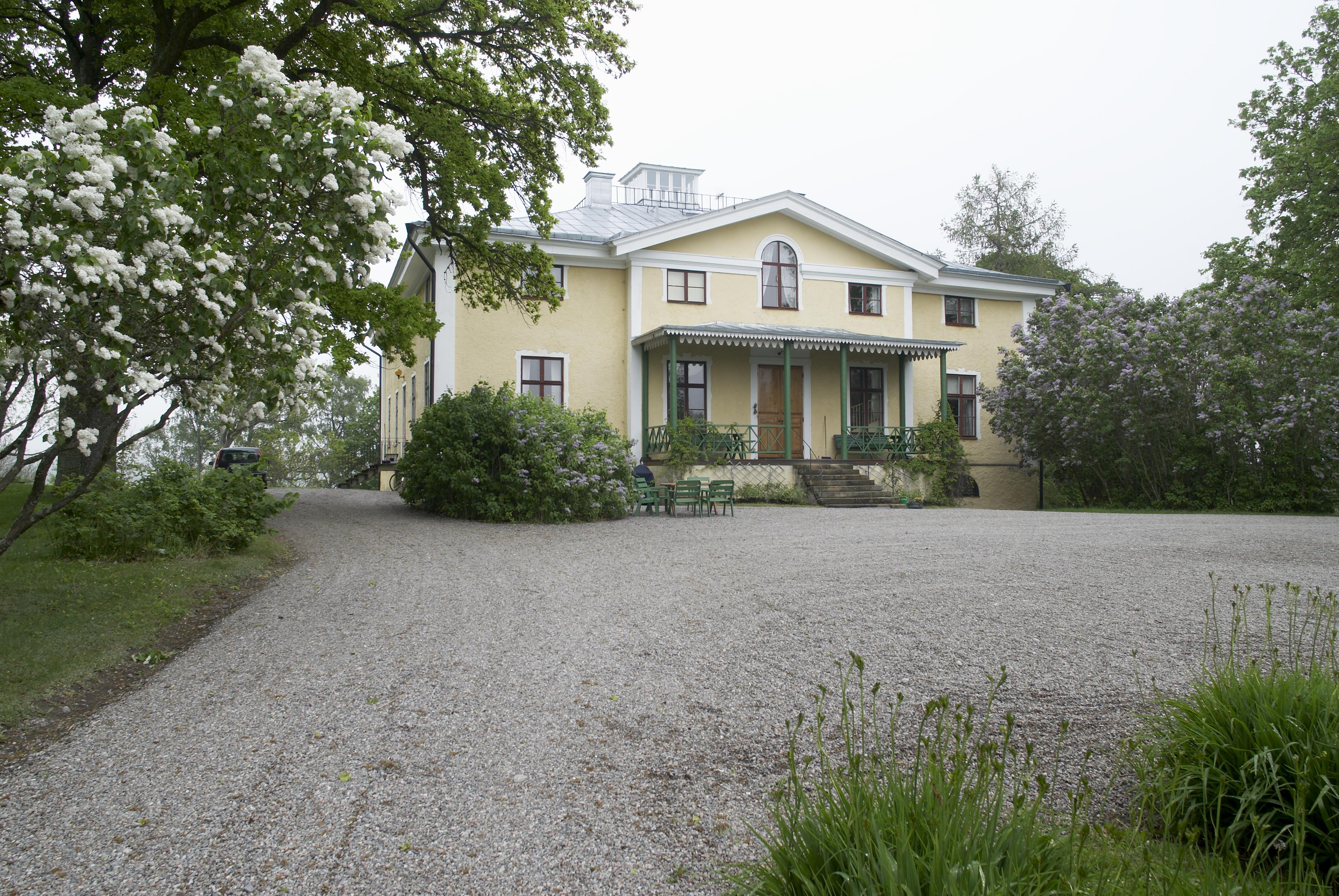Bengt A Lundberg, Landsberga översteboställe