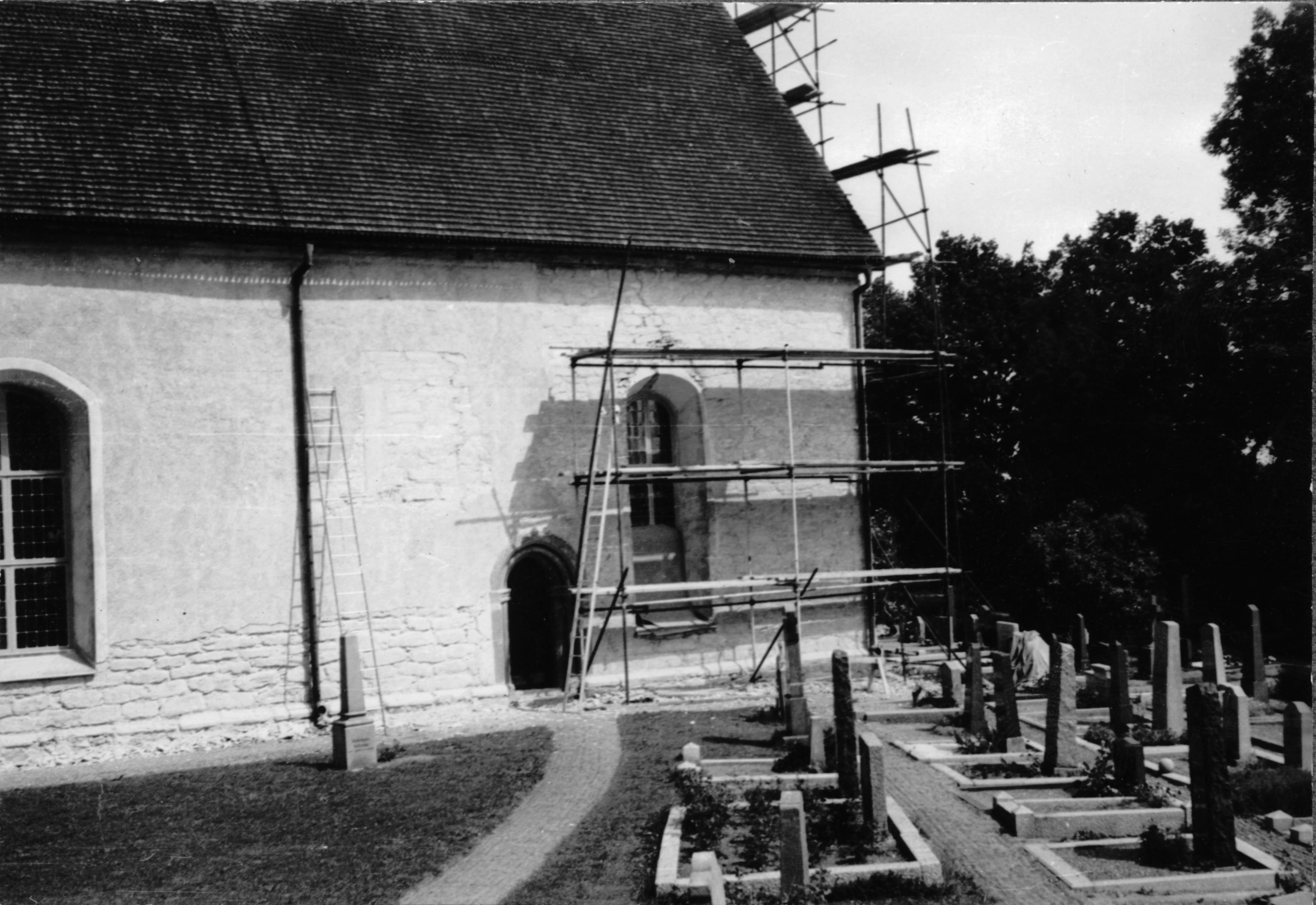 Bertil Waldén, Sköllersta kyrka