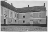 Vallens sätesgård