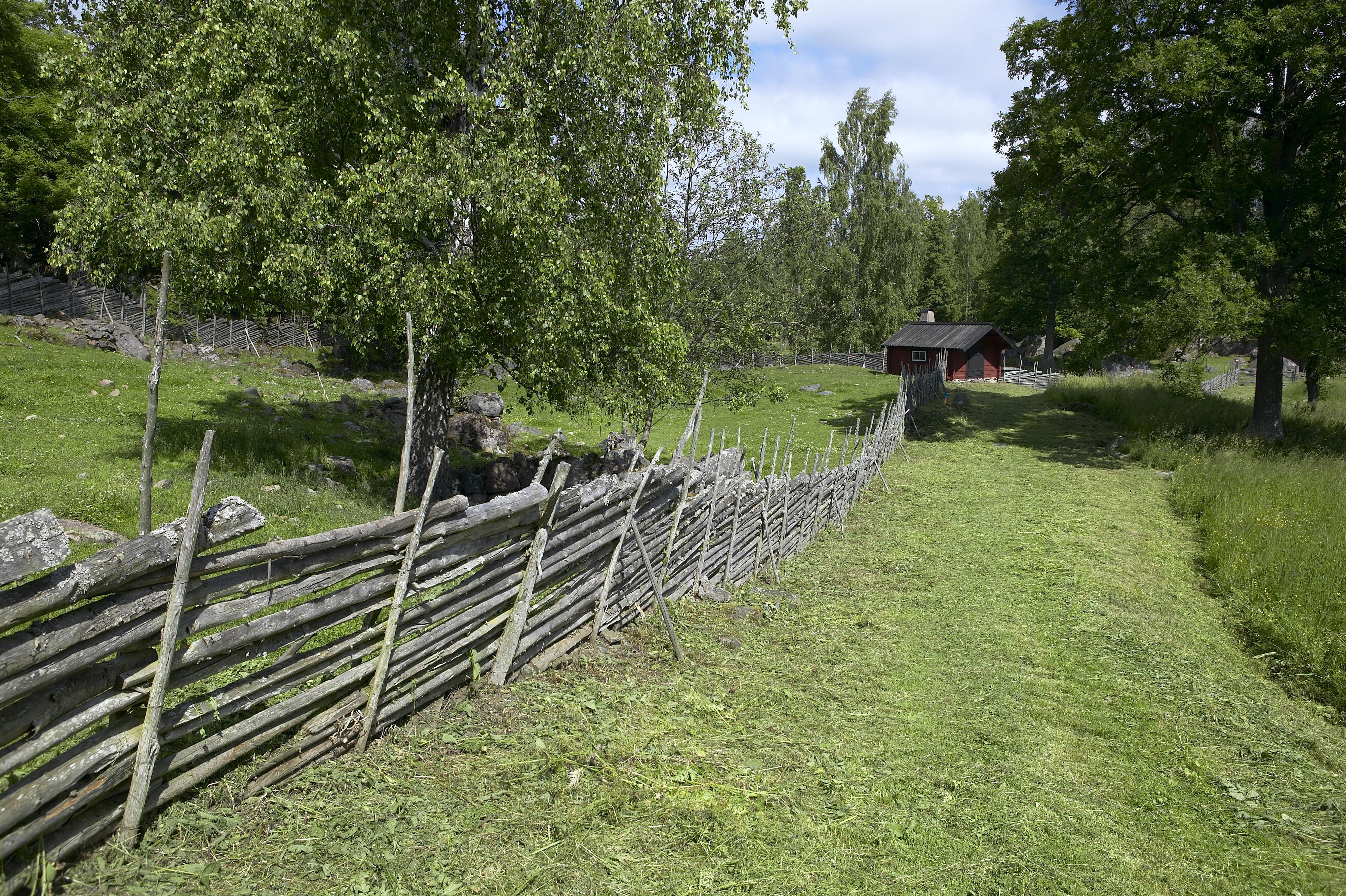 Bengt A Lundberg, Stensjö by
