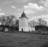 Hålta kyrka