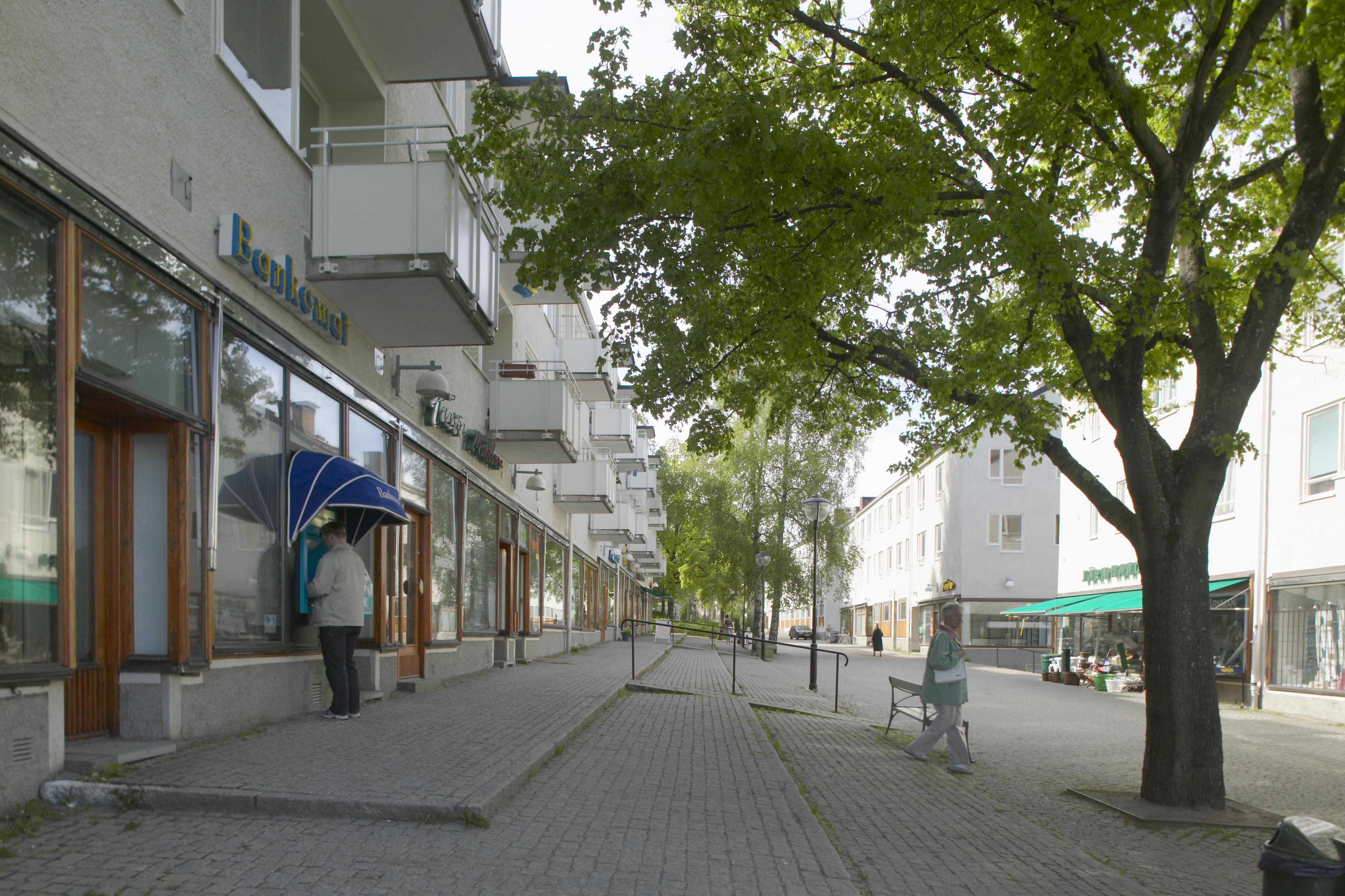 Bengt A Lundberg, Hökarängen